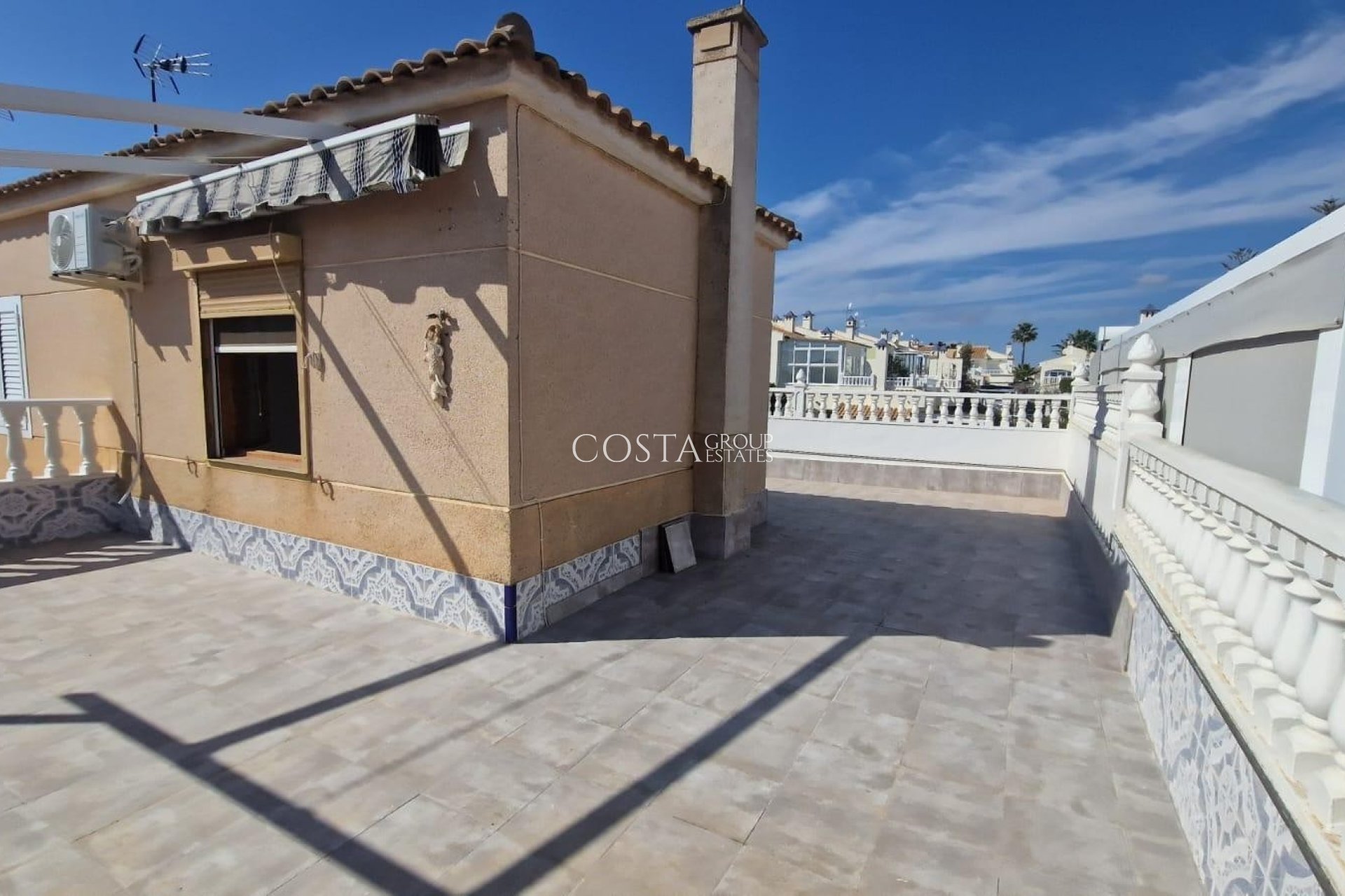 Wiederverkauf - House -
Torrevieja - Los Altos