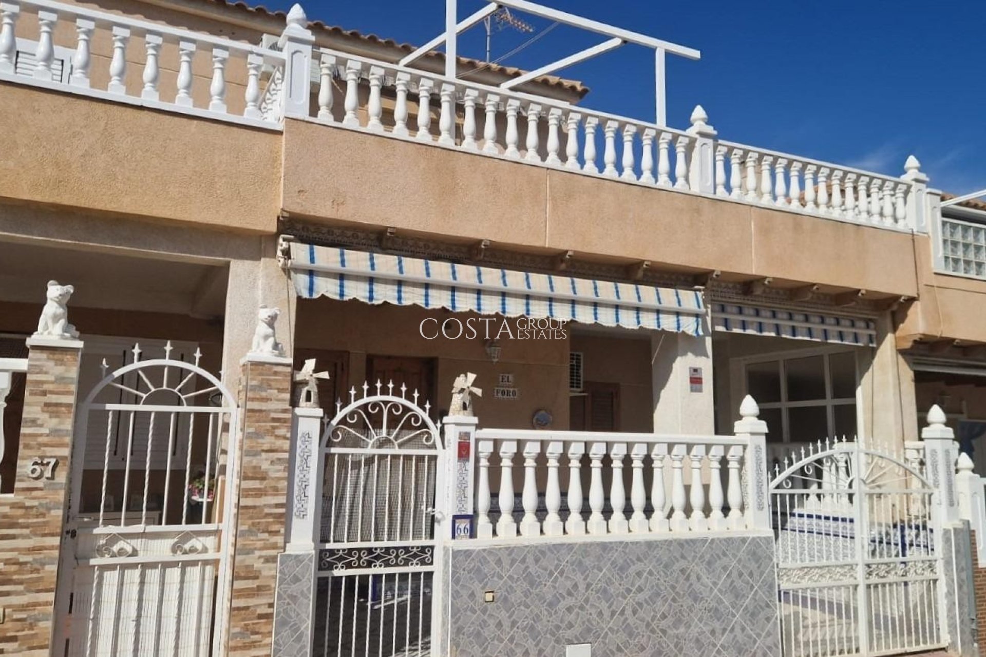 Wiederverkauf - House -
Torrevieja - Los Altos