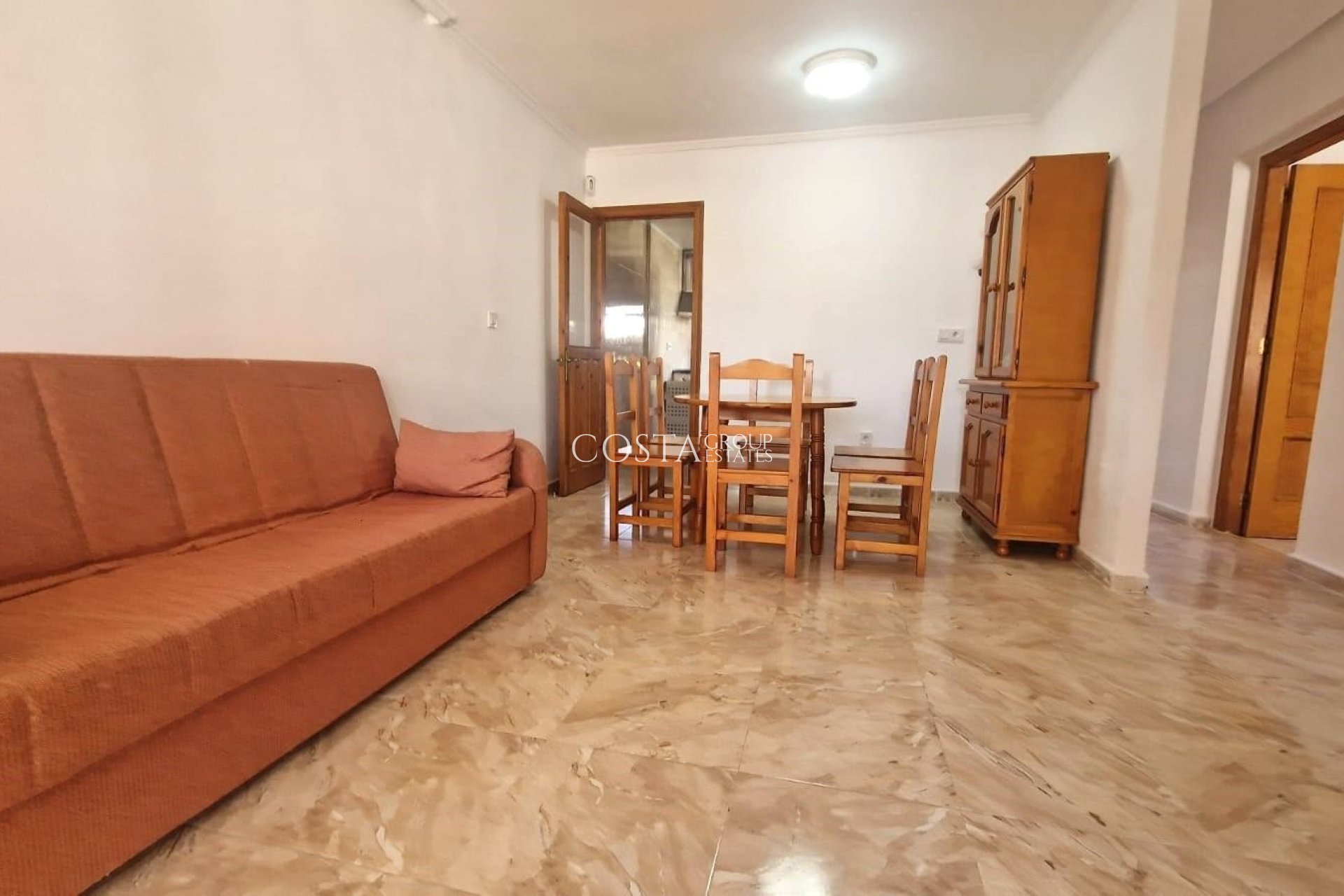 Wiederverkauf - House -
Torrevieja - Los Altos