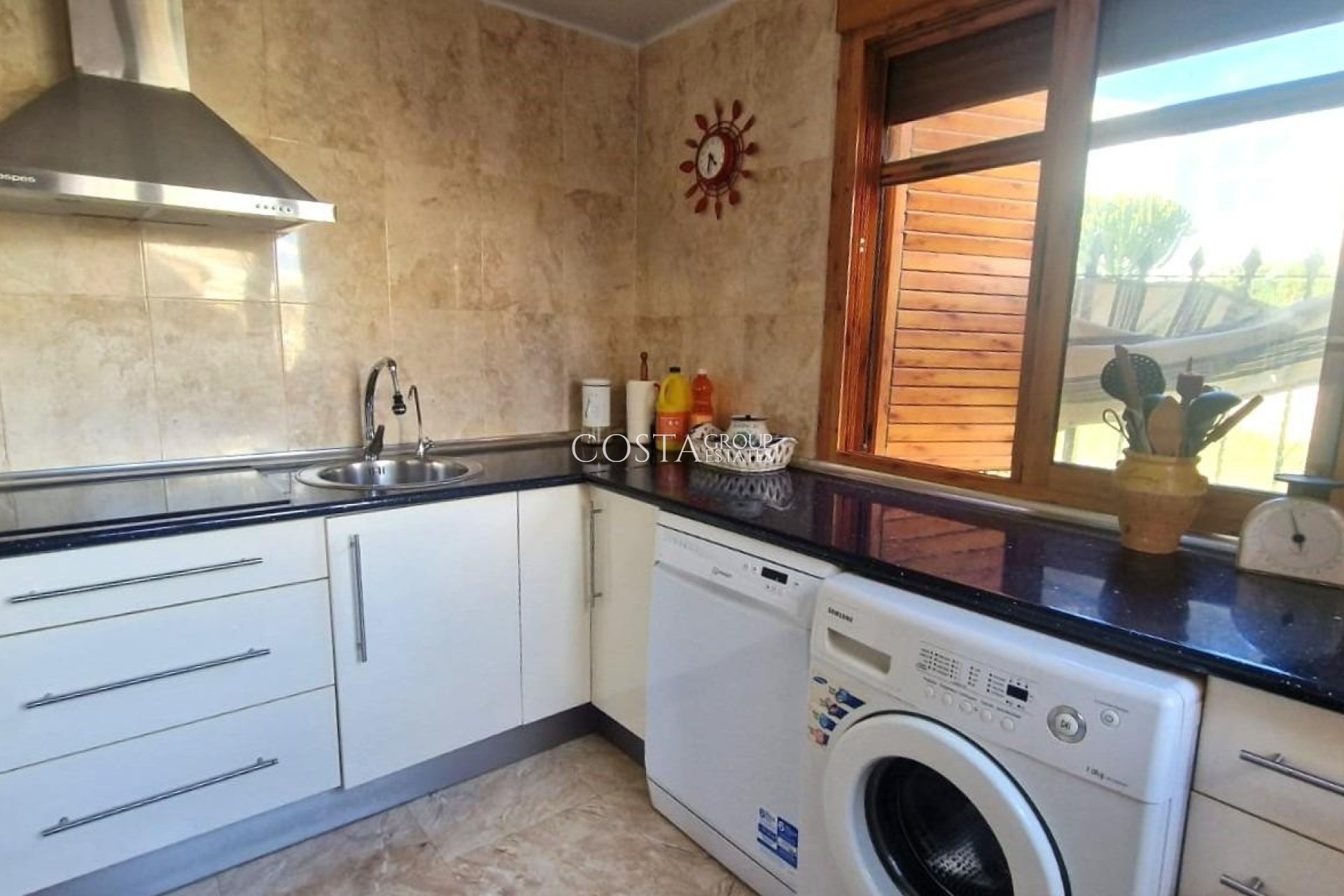 Wiederverkauf - House -
Torrevieja - Los Altos