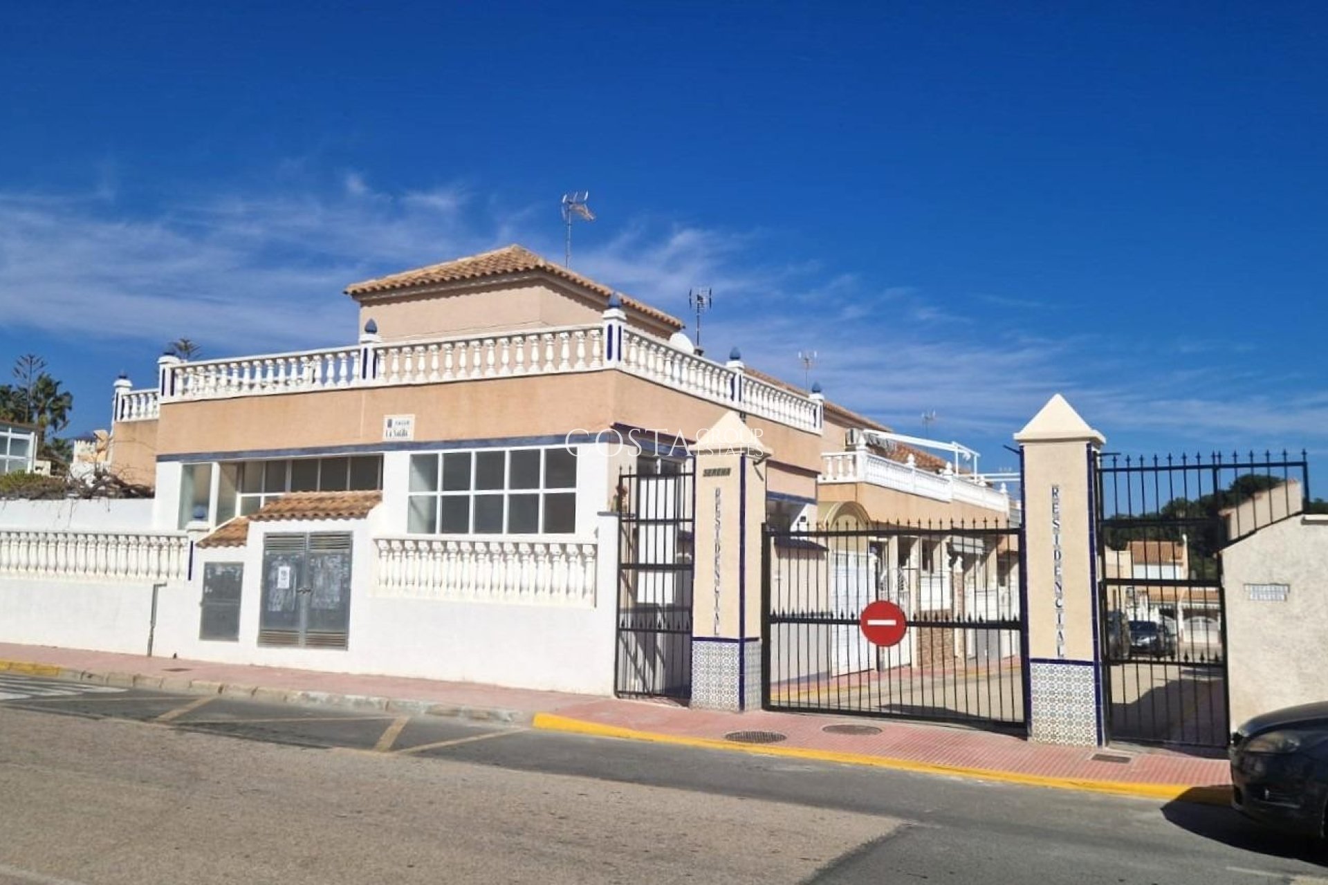 Wiederverkauf - House -
Torrevieja - Los Altos