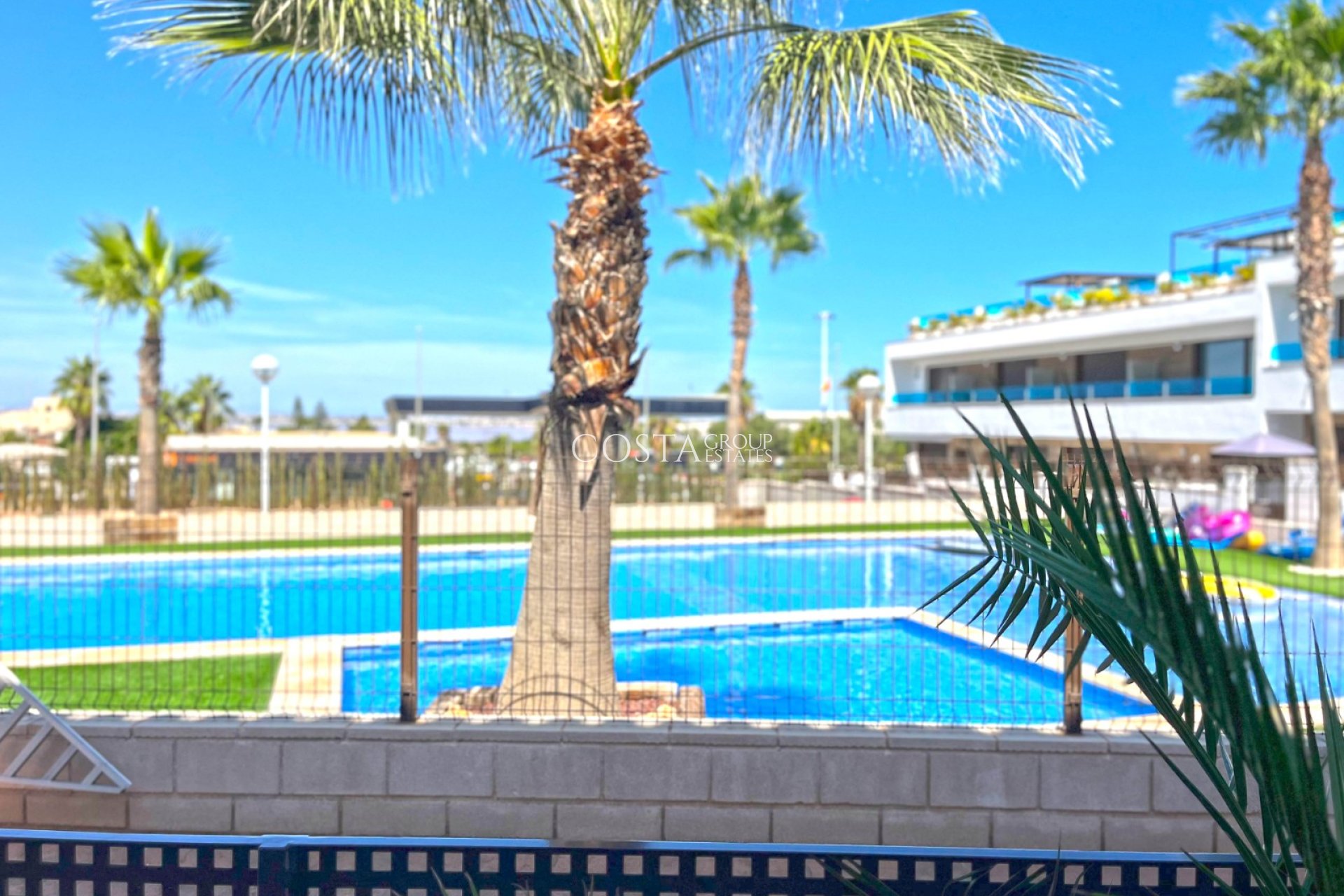 Wiederverkauf - House -
Torrevieja - Los Balcones - Los Altos del Edén