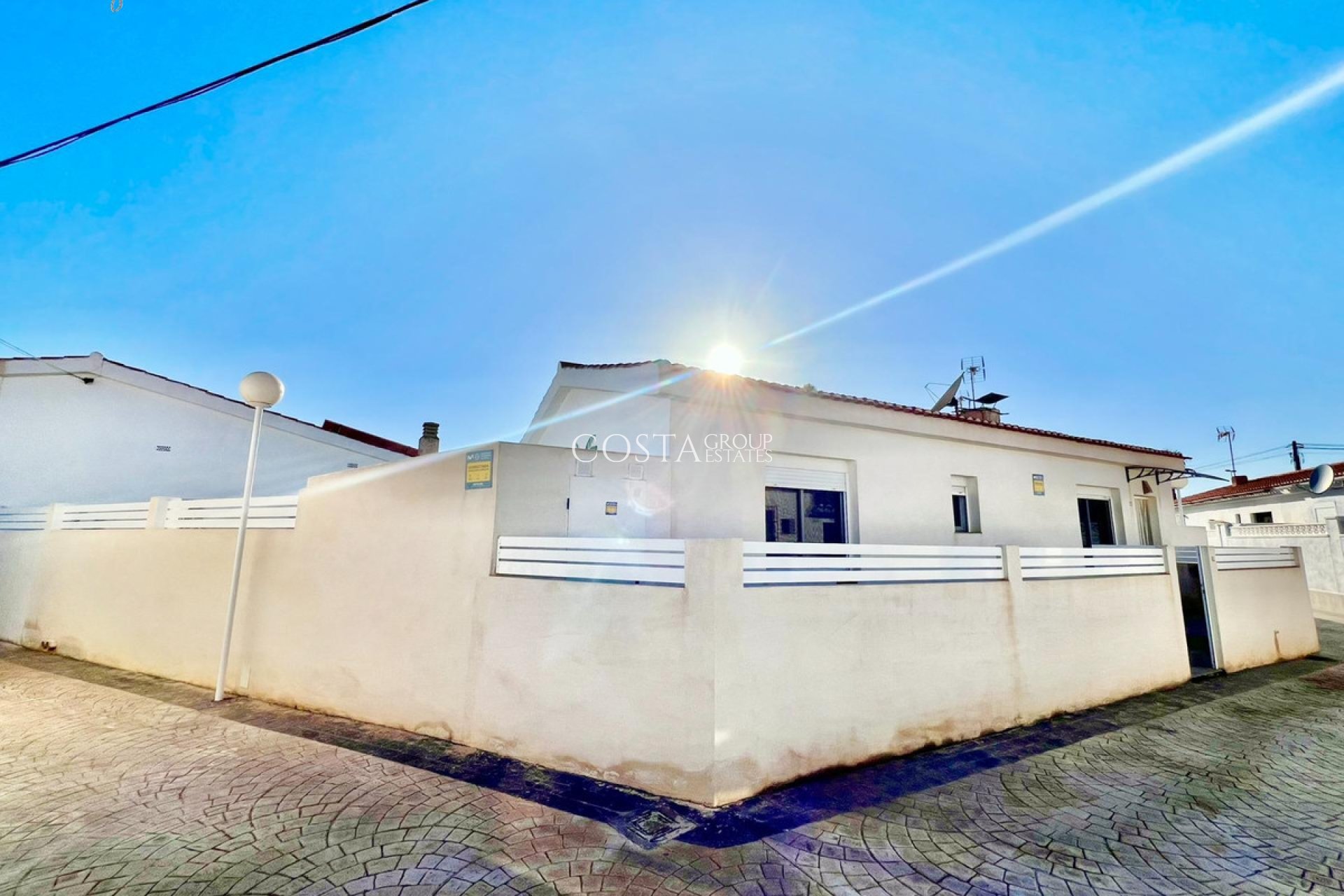Wiederverkauf - House -
Torrevieja - Torrevieja Centro