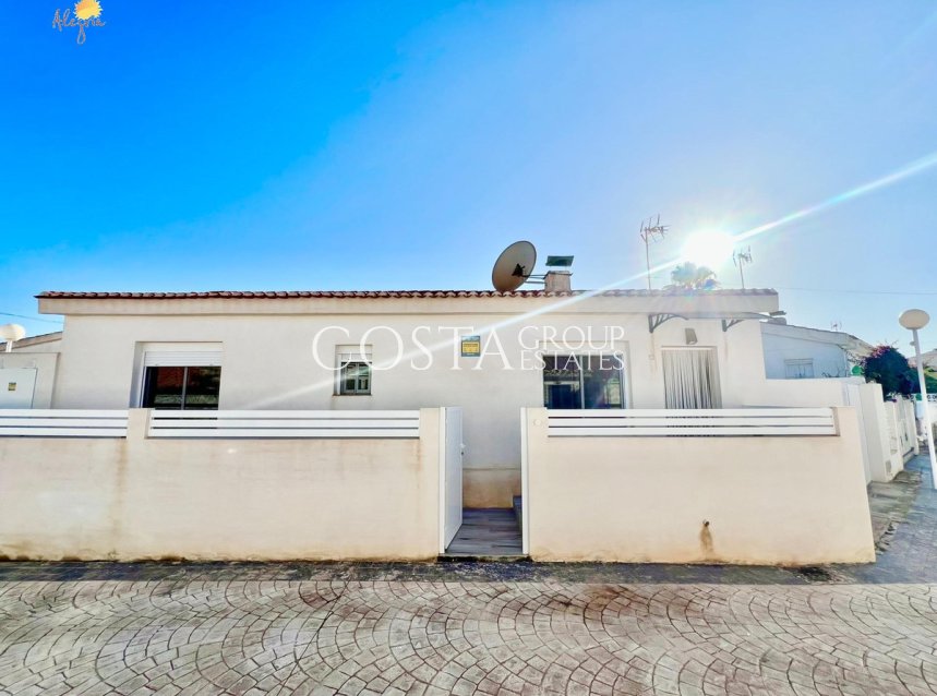 Wiederverkauf - House -
Torrevieja - Torrevieja Centro