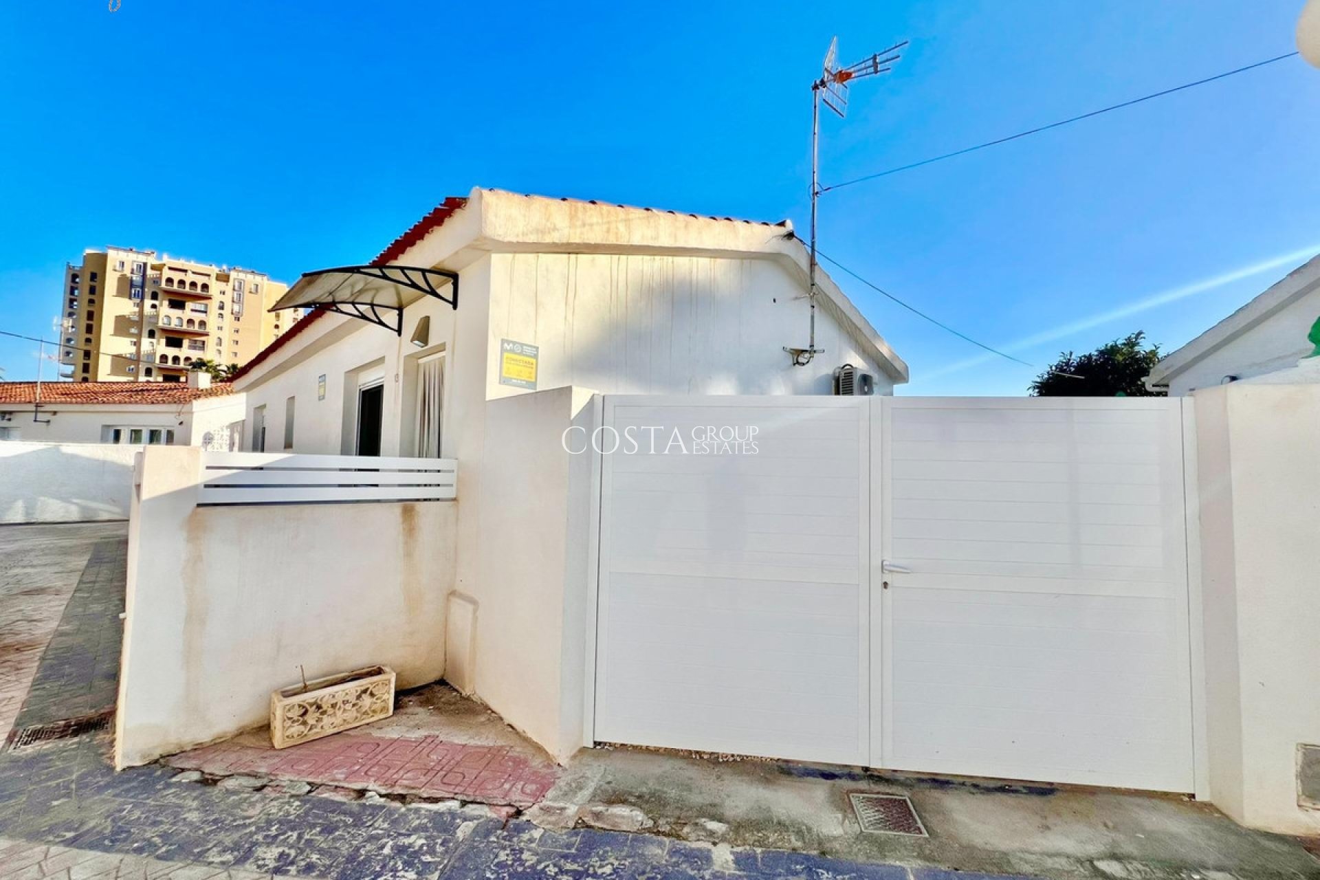 Wiederverkauf - House -
Torrevieja - Torrevieja Centro