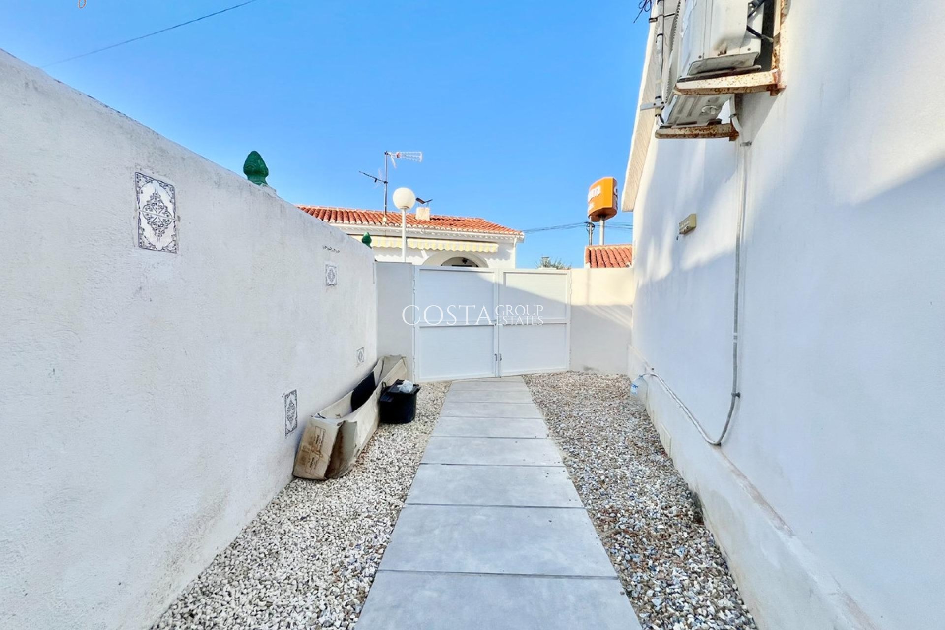 Wiederverkauf - House -
Torrevieja - Torrevieja Centro