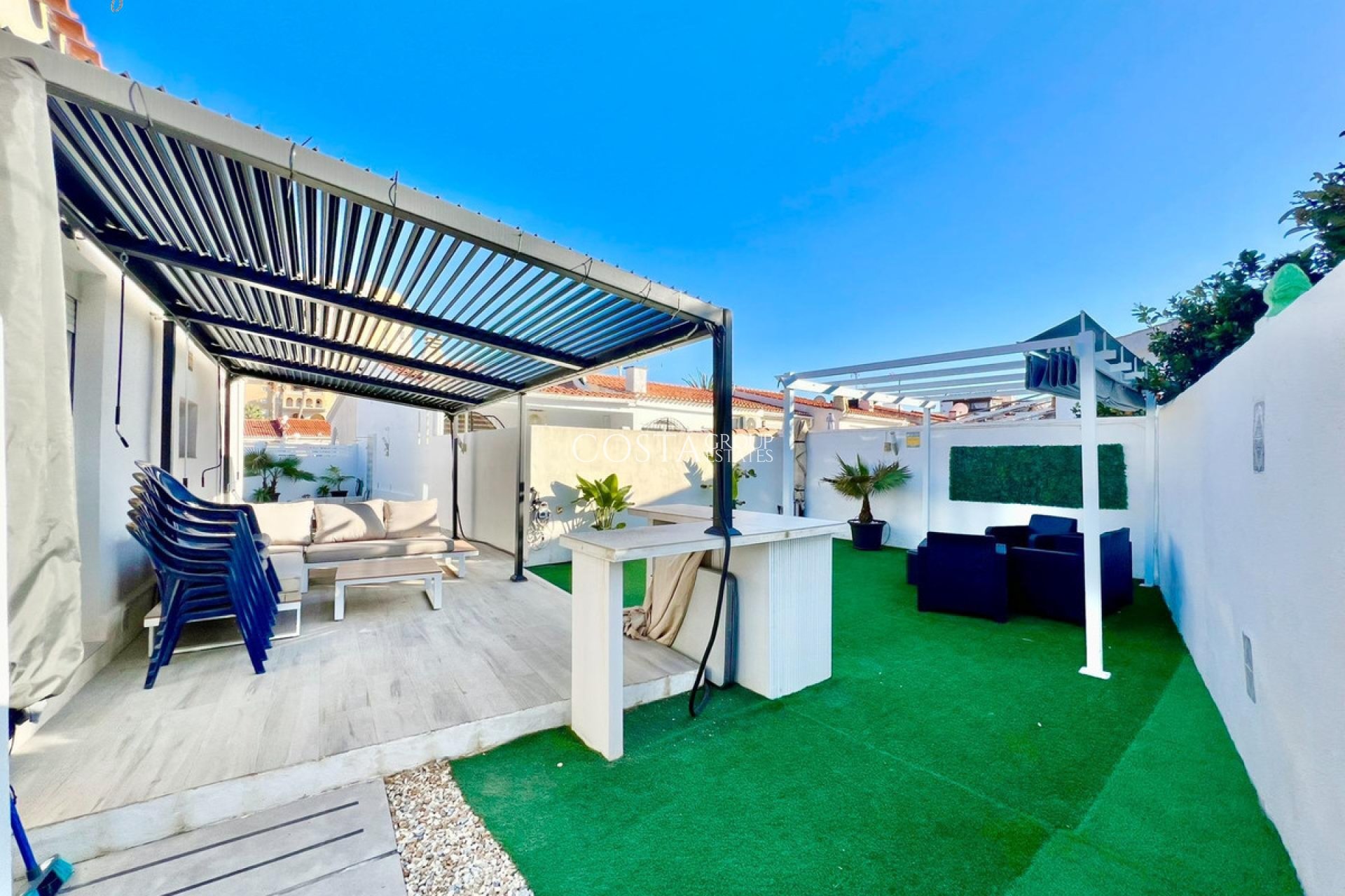 Wiederverkauf - House -
Torrevieja - Torrevieja Centro