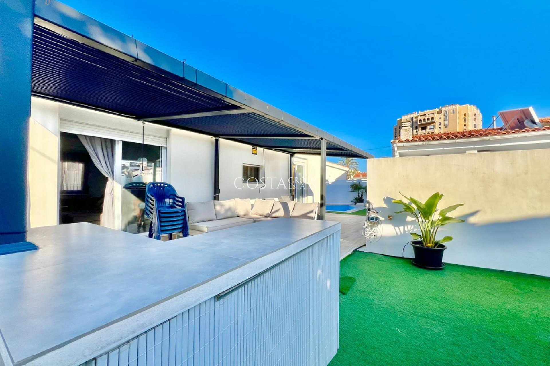 Wiederverkauf - House -
Torrevieja - Torrevieja Centro