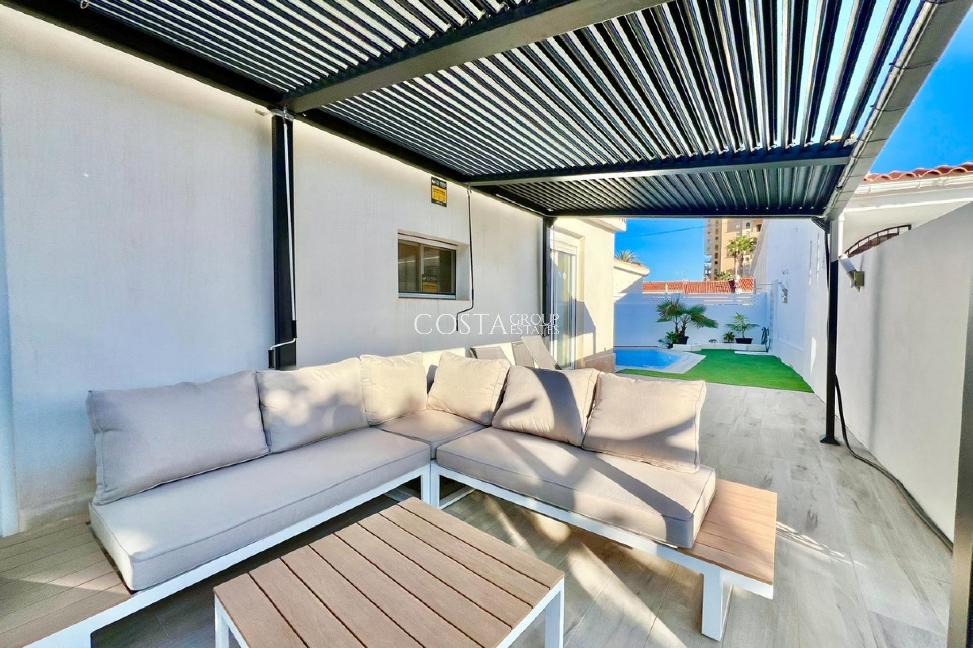 Wiederverkauf - House -
Torrevieja - Torrevieja Centro