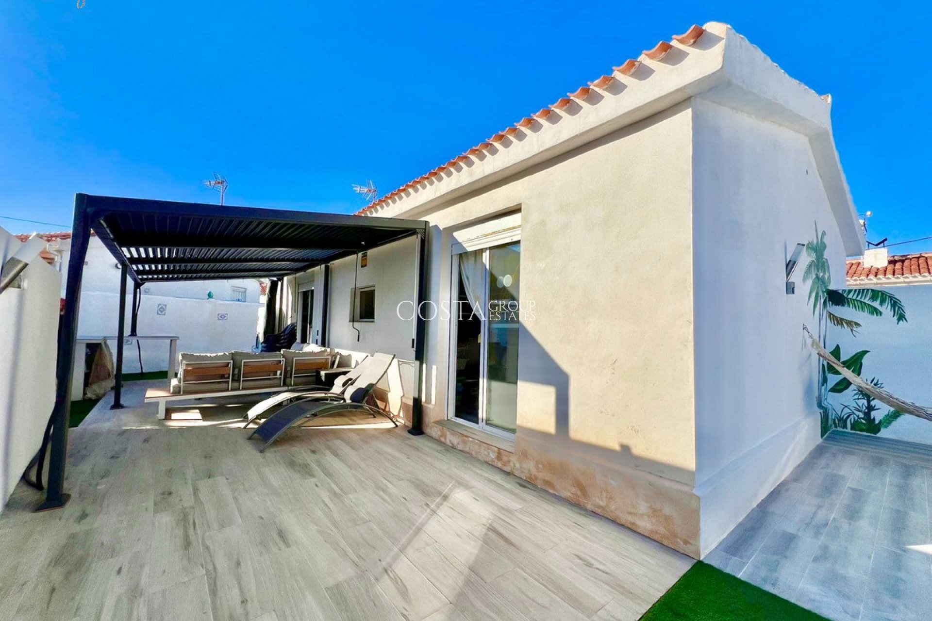Wiederverkauf - House -
Torrevieja - Torrevieja Centro