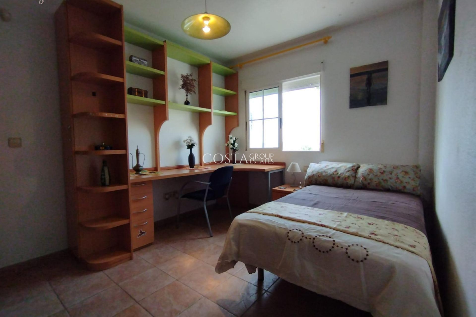 Wiederverkauf - House -
Torrevieja - Torrevieja Centro