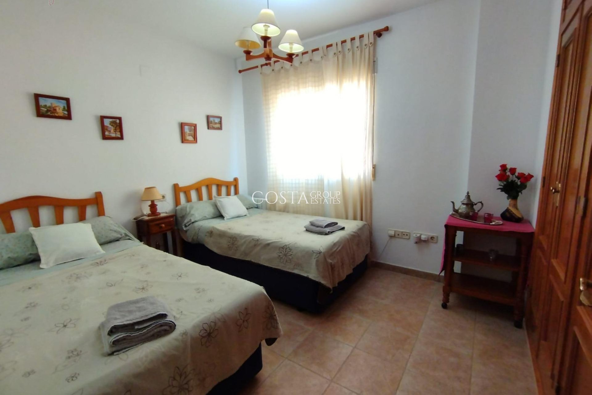 Wiederverkauf - House -
Torrevieja - Torrevieja Centro