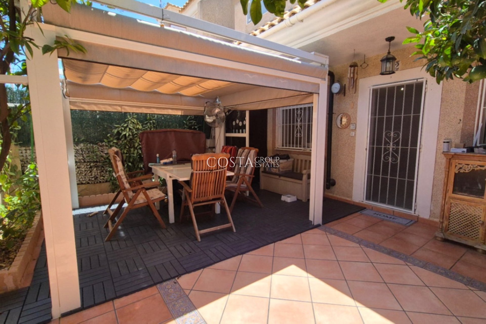 Wiederverkauf - House -
Torrevieja - Torrevieja Centro