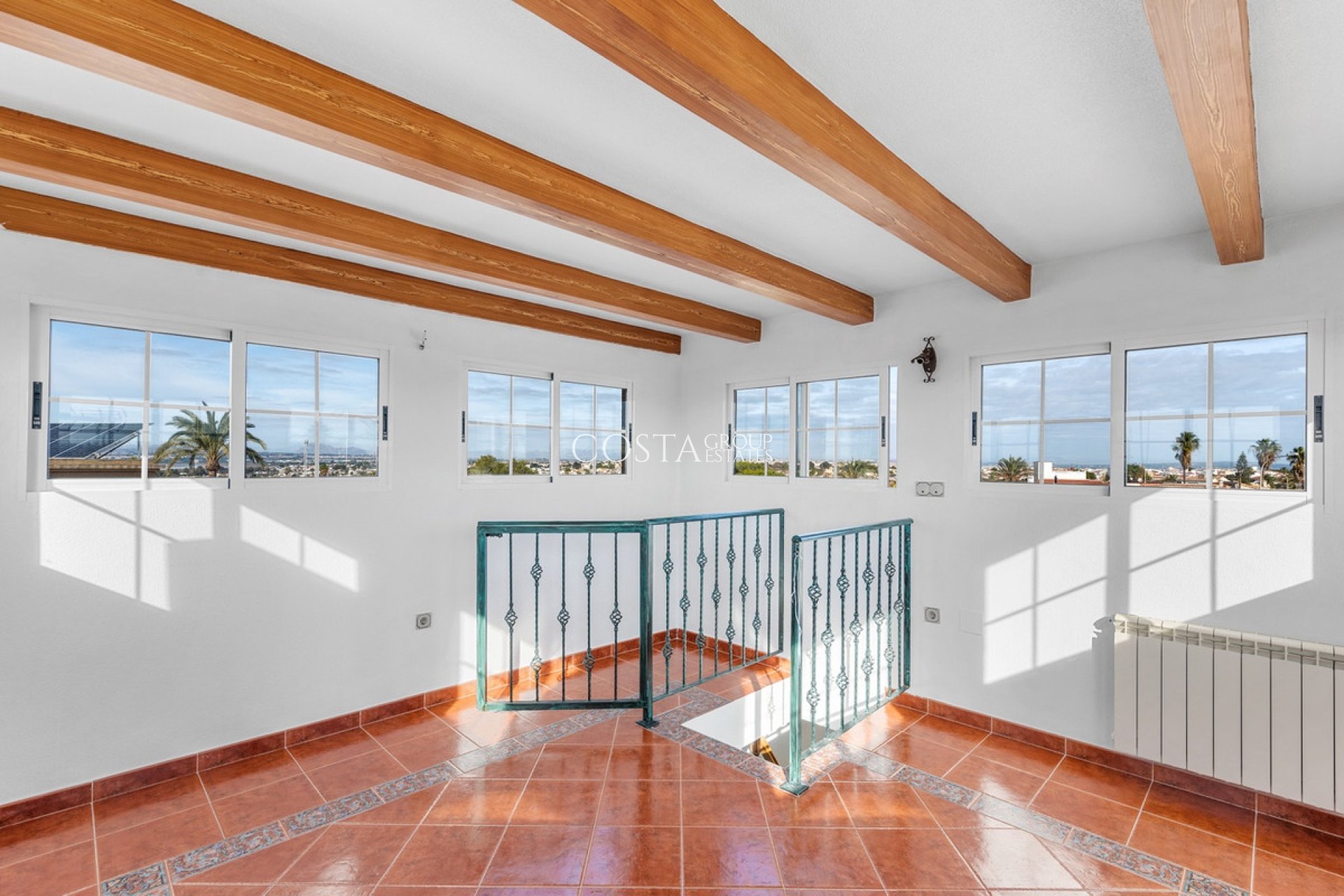 Wiederverkauf - House -
Torrevieja - Torrevieja Centro