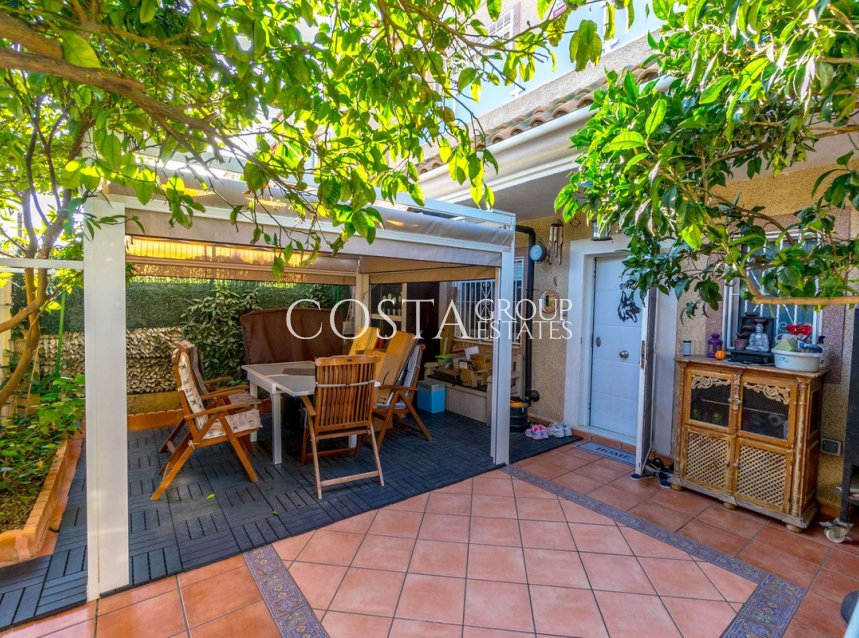 Wiederverkauf - House -
Torrevieja - Torrevieja Centro