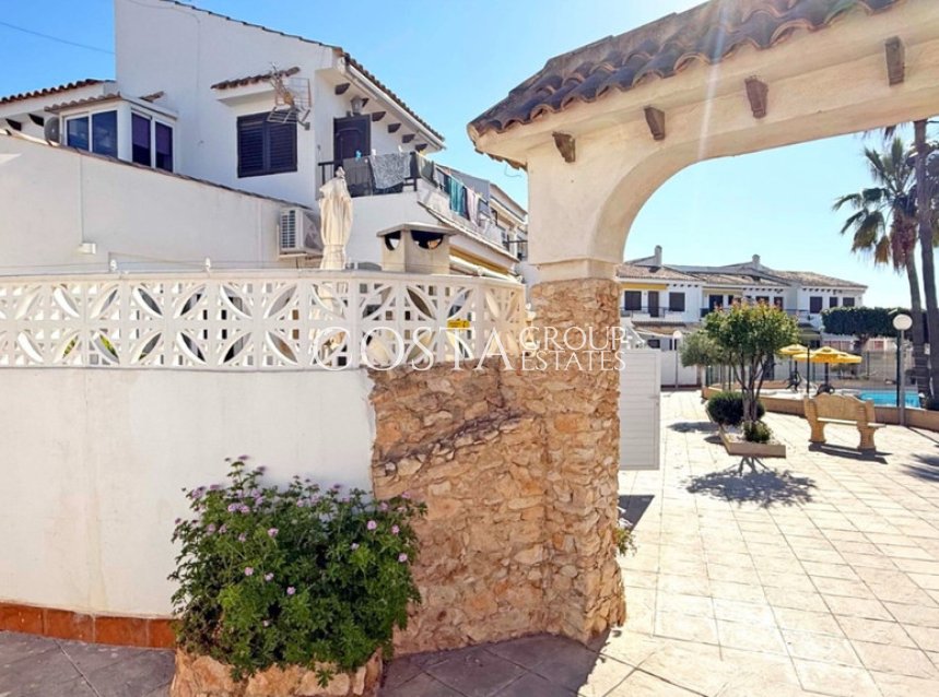 Wiederverkauf - House -
Torrevieja - Torrevieja Centro