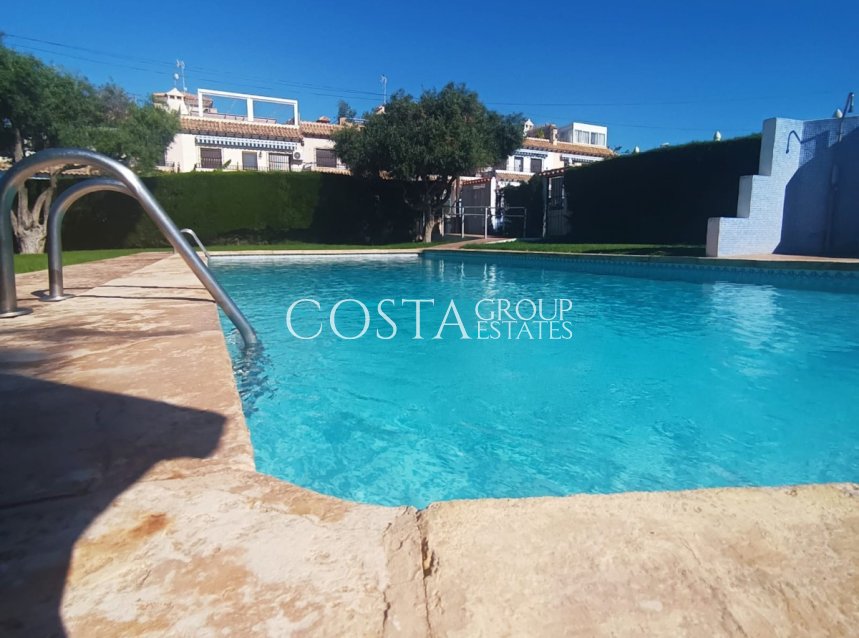 Wiederverkauf - House -
Torrevieja - Torrevieja Centro