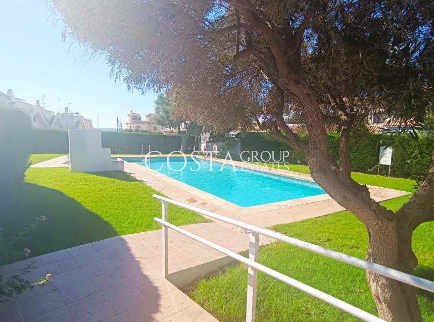 Wiederverkauf - House -
Torrevieja - Torrevieja Centro