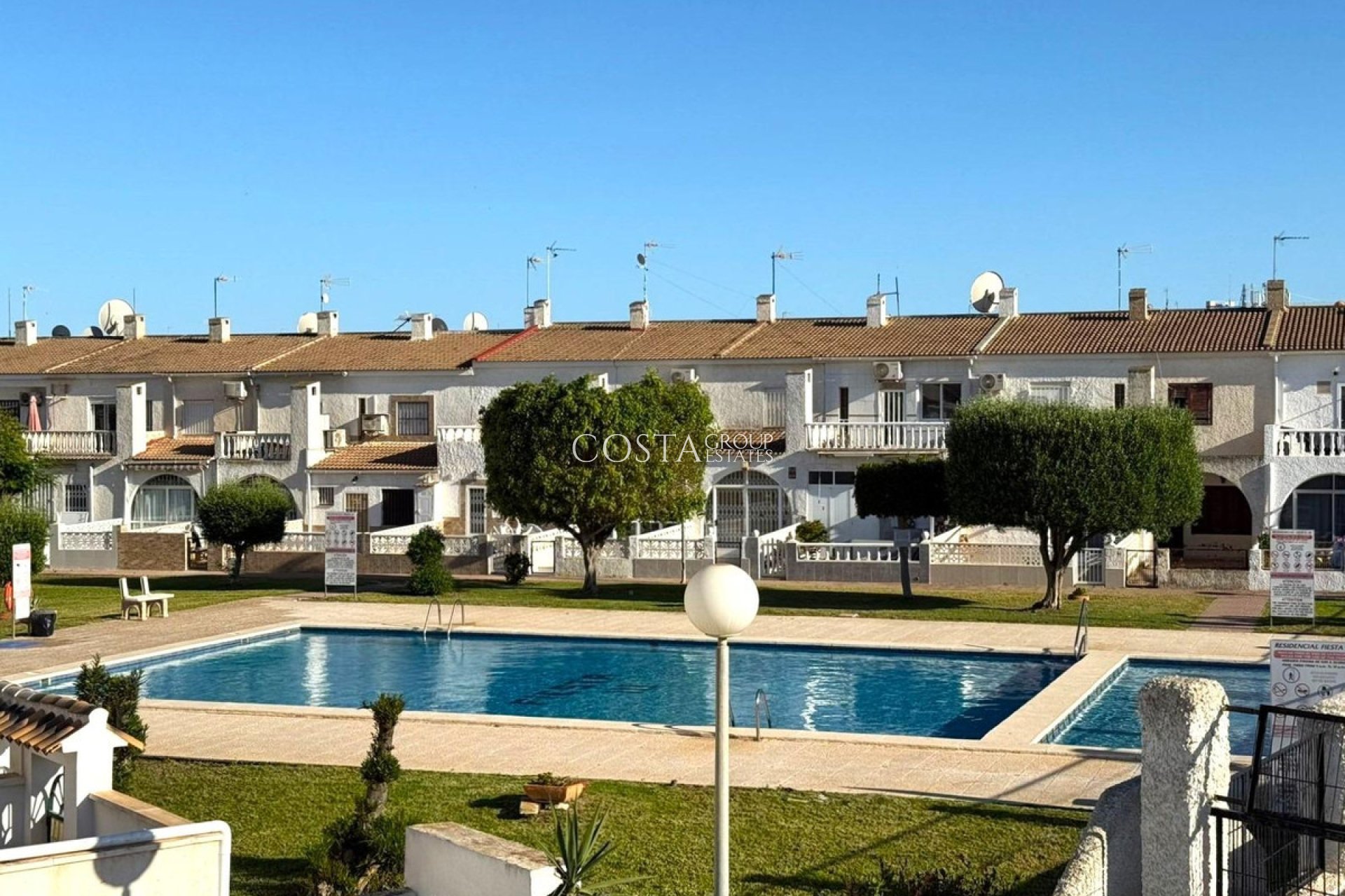 Wiederverkauf - House -
Torrevieja - Torrevieja Centro