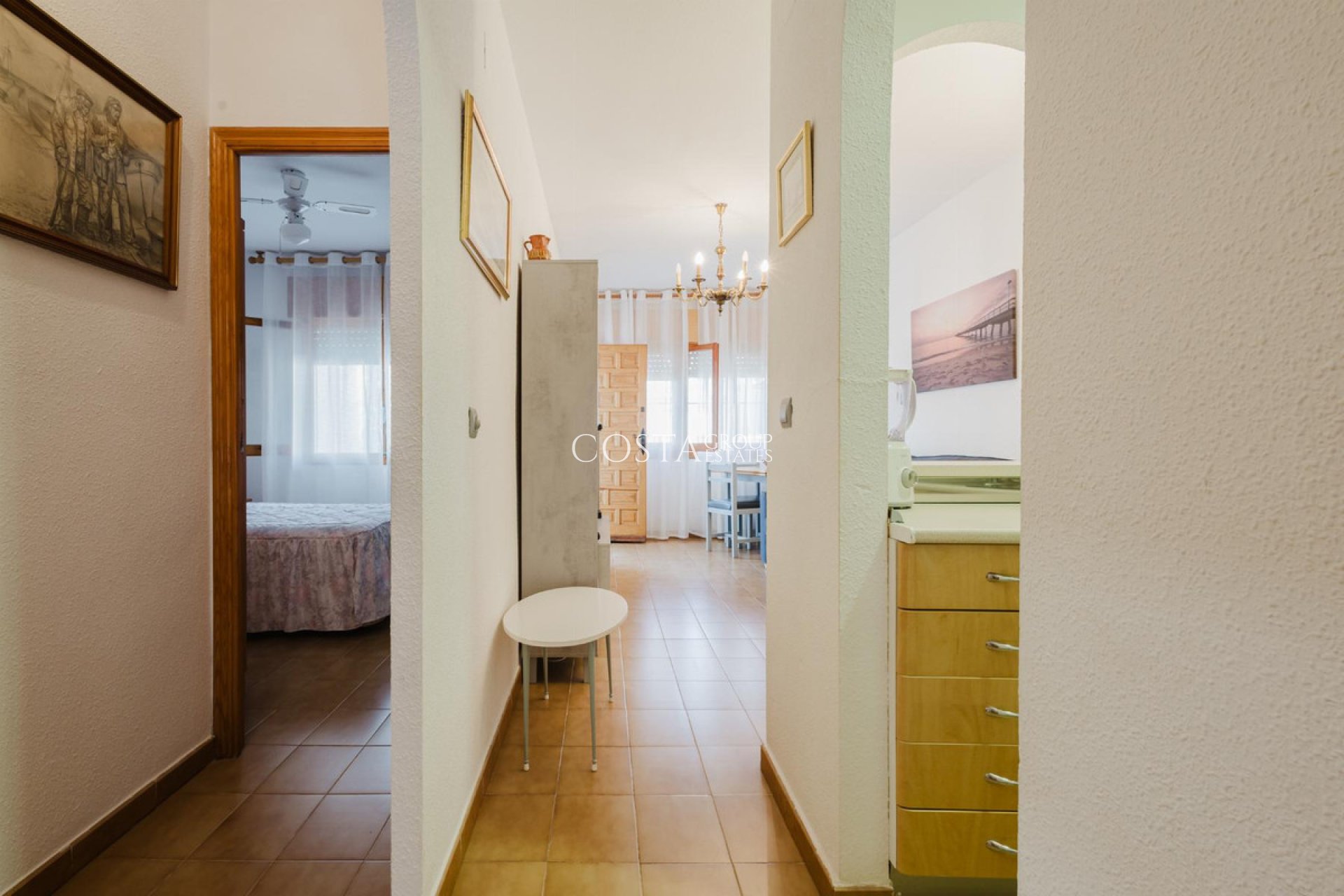 Wiederverkauf - House -
Torrevieja - Torrevieja Centro