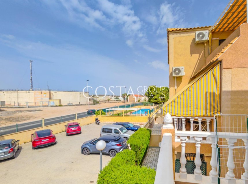 Wiederverkauf - House -
Torrevieja - Torrevieja Centro