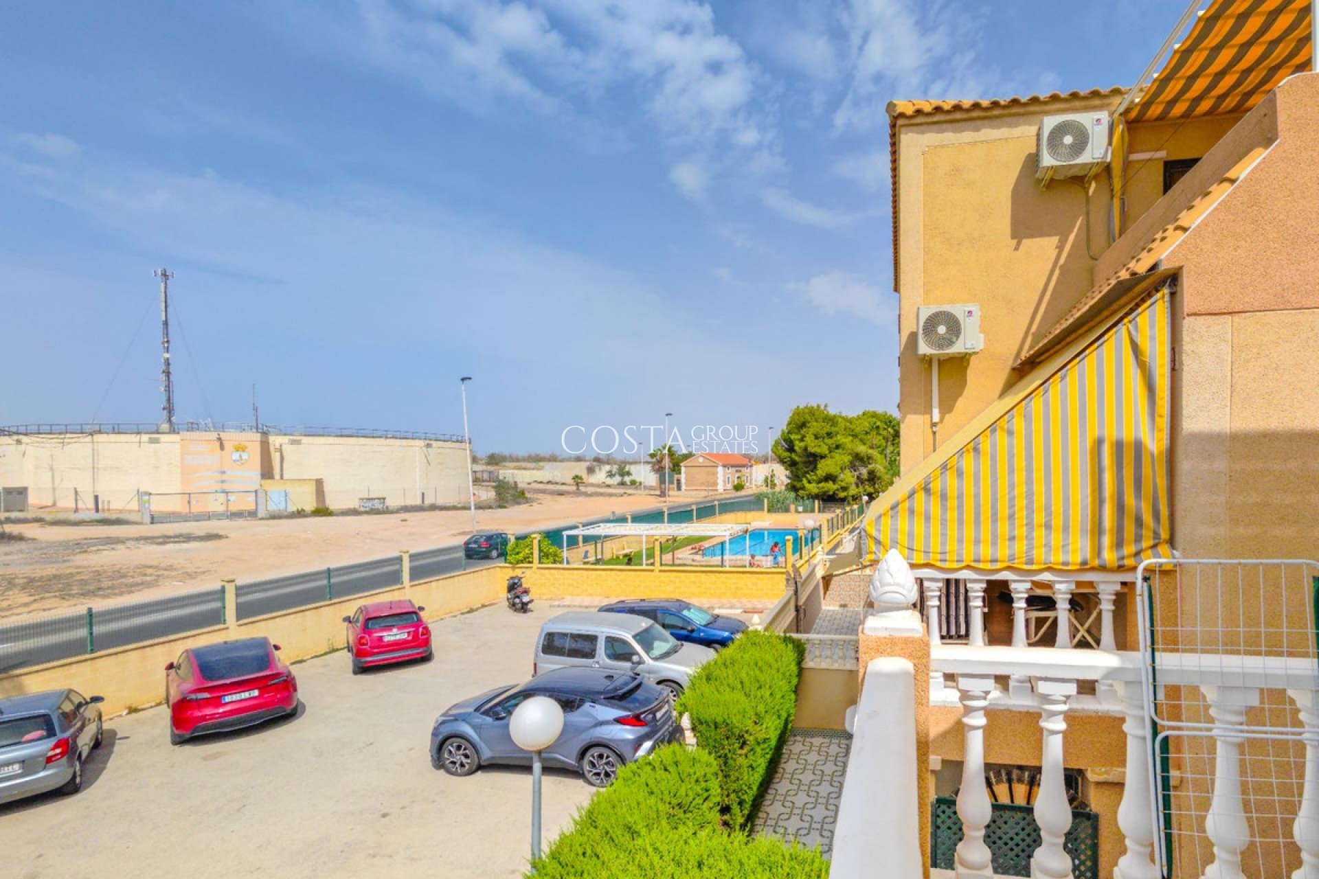 Wiederverkauf - House -
Torrevieja - Torrevieja Centro