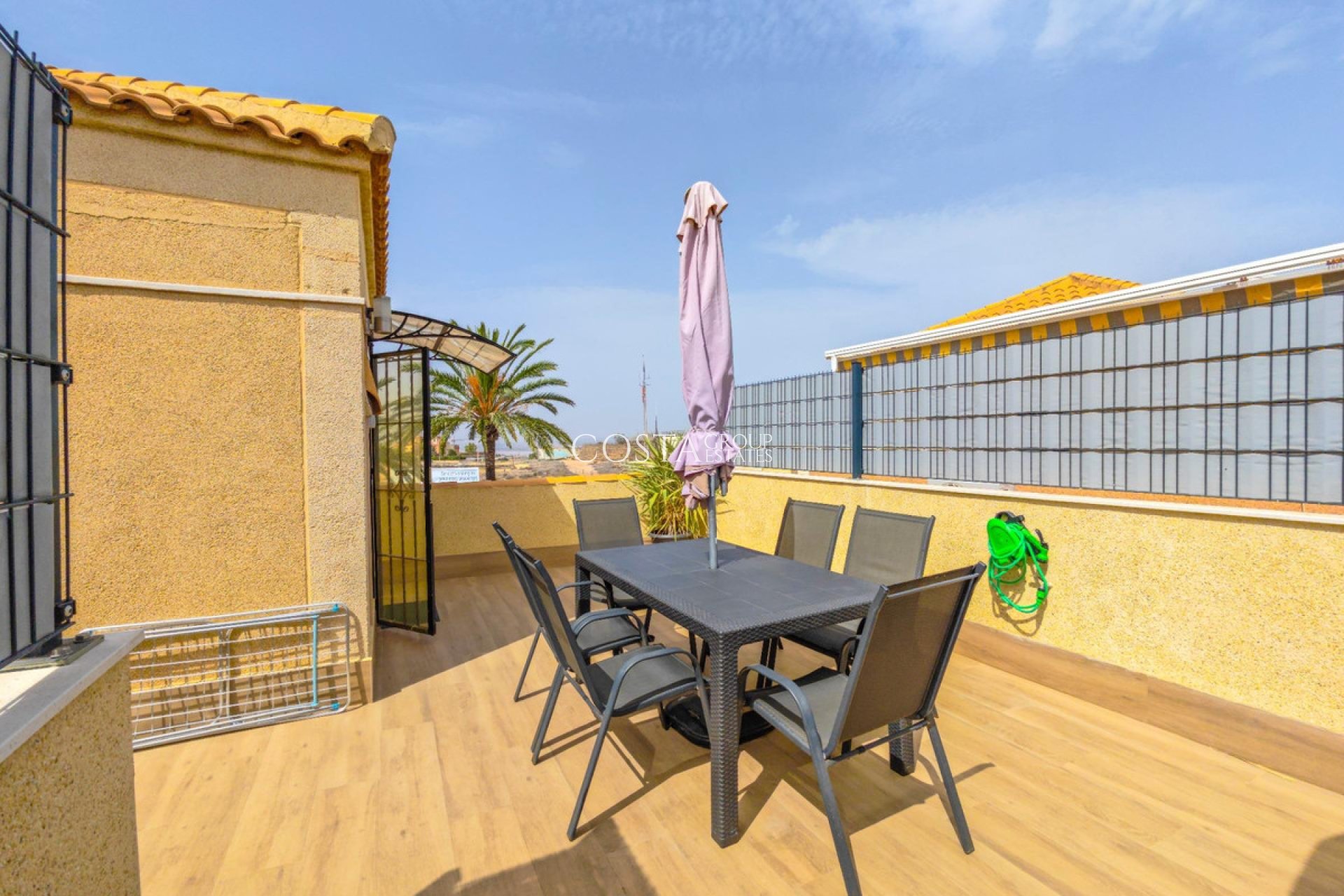 Wiederverkauf - House -
Torrevieja - Torrevieja Centro