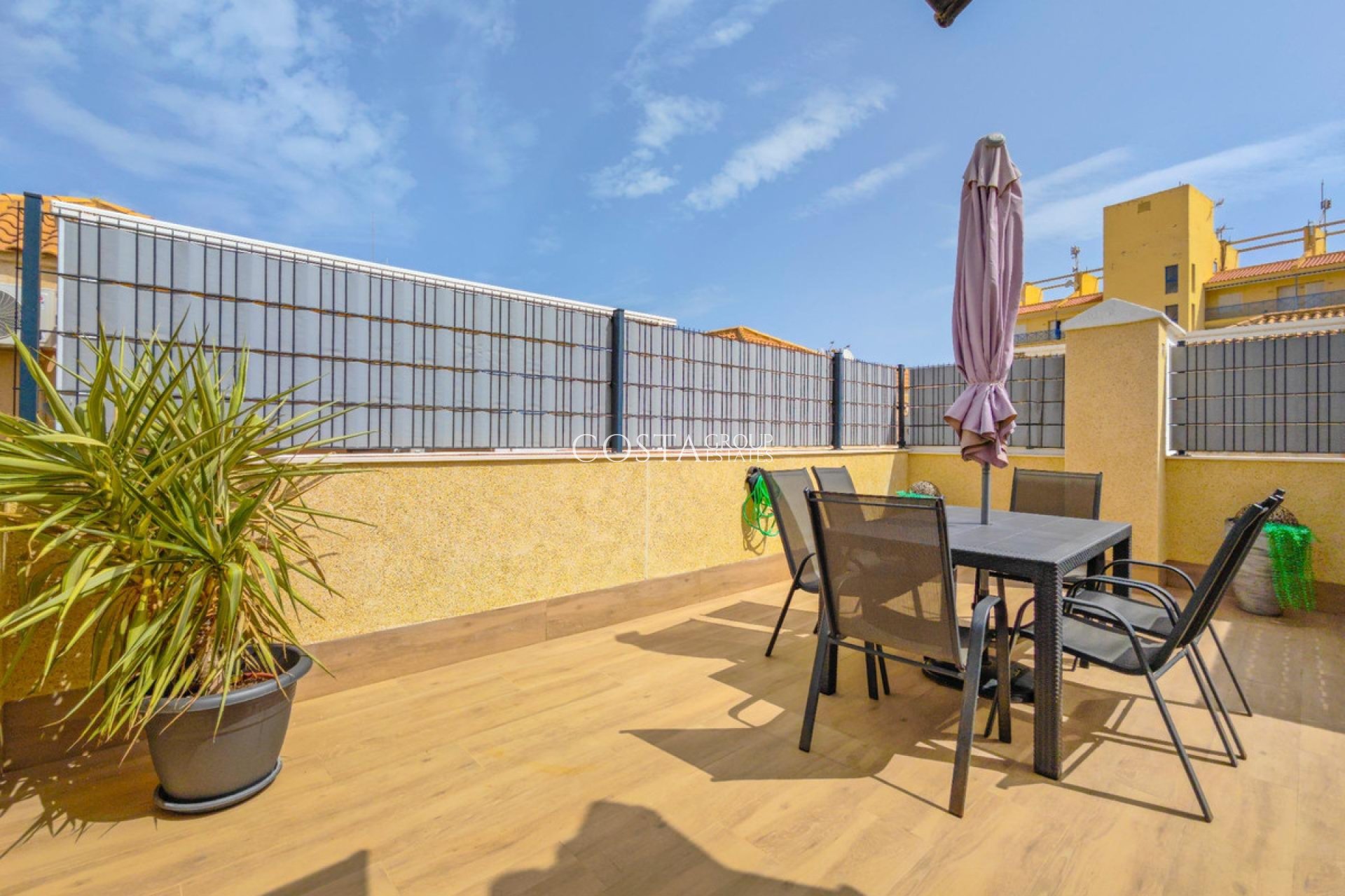 Wiederverkauf - House -
Torrevieja - Torrevieja Centro