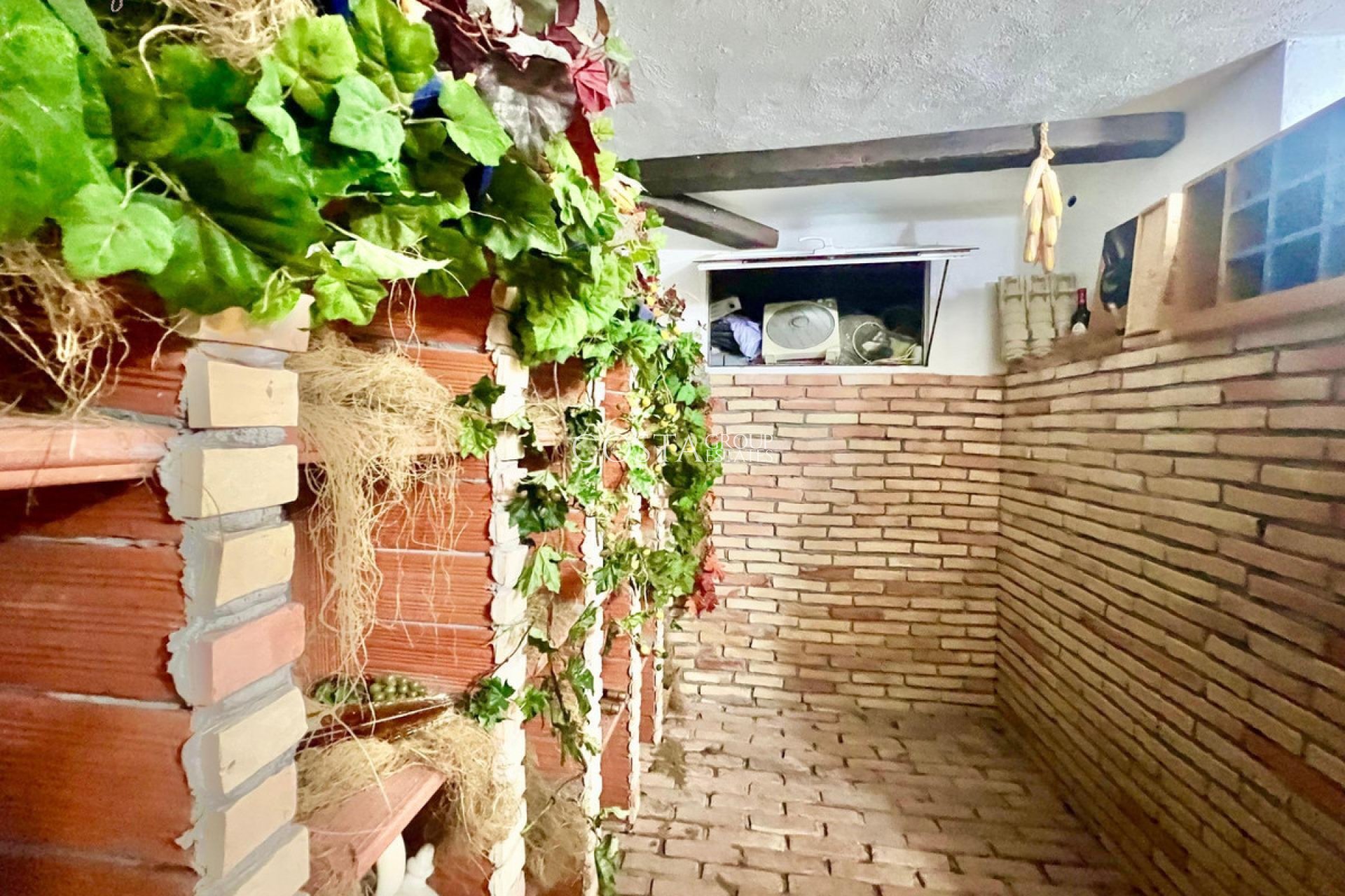 Wiederverkauf - House -
Torrevieja - Torrevieja Centro