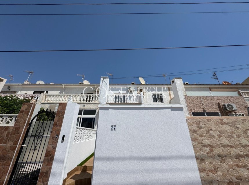 Wiederverkauf - House -
Torrevieja - Torrevieja Centro