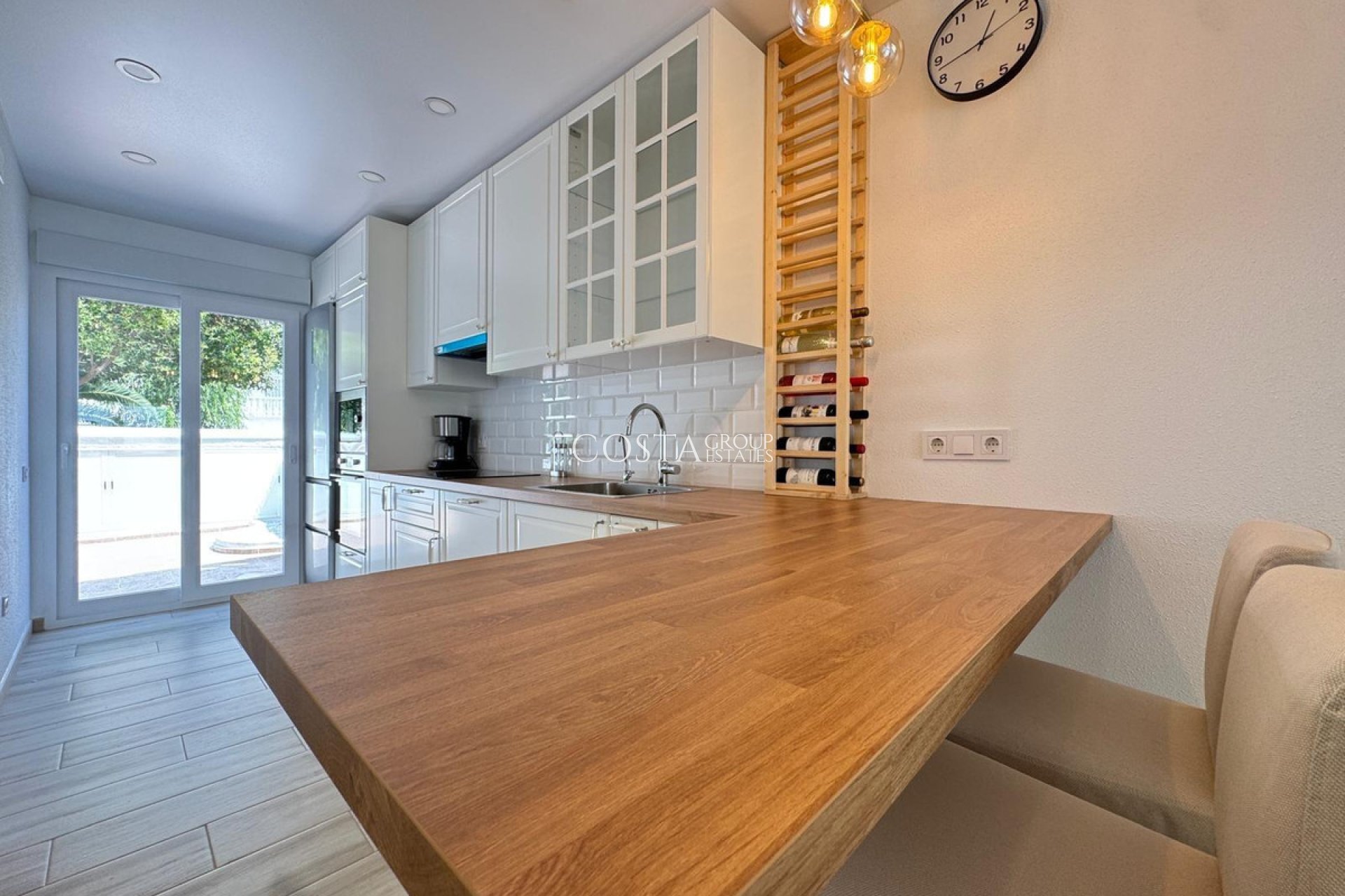 Wiederverkauf - House -
Torrevieja - Torrevieja Centro