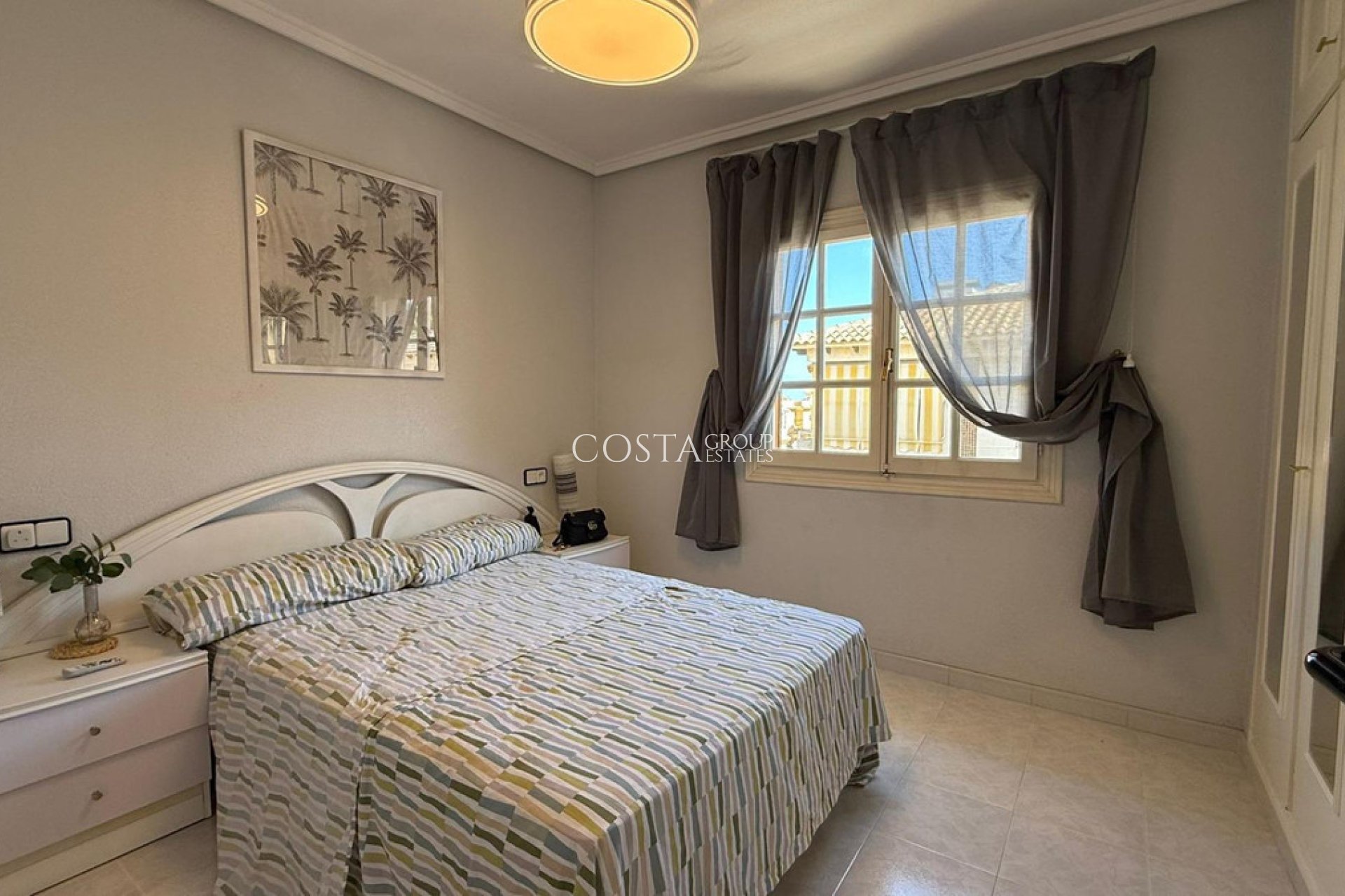 Wiederverkauf - House -
Torrevieja - Torrevieja Centro