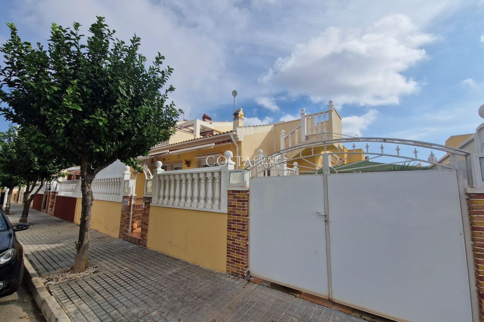 Wiederverkauf - House -
Torrevieja - Torrevieja Centro