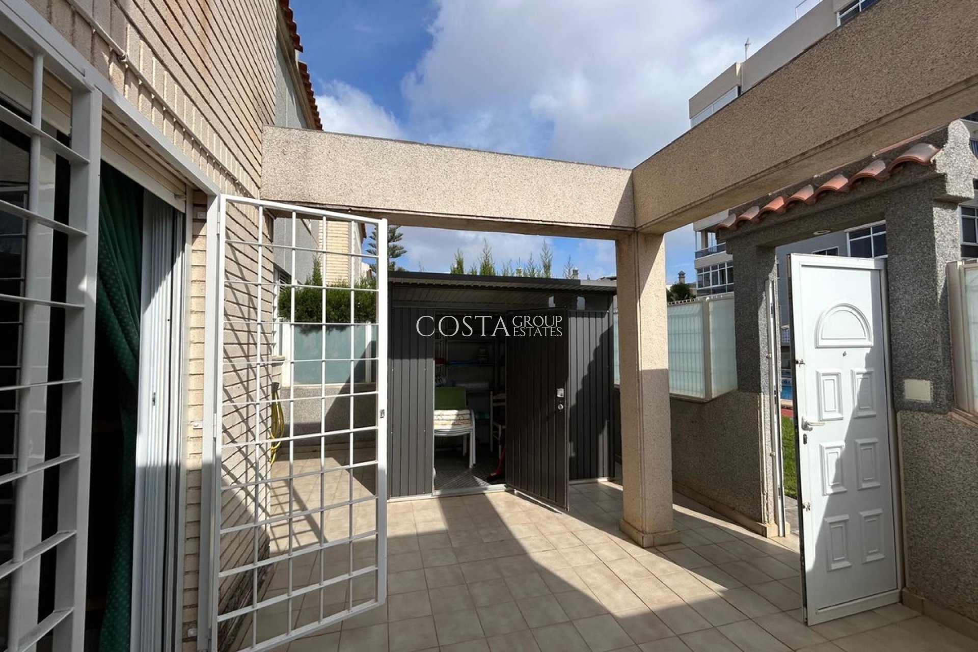 Wiederverkauf - House -
Torrevieja - Torrevieja Centro