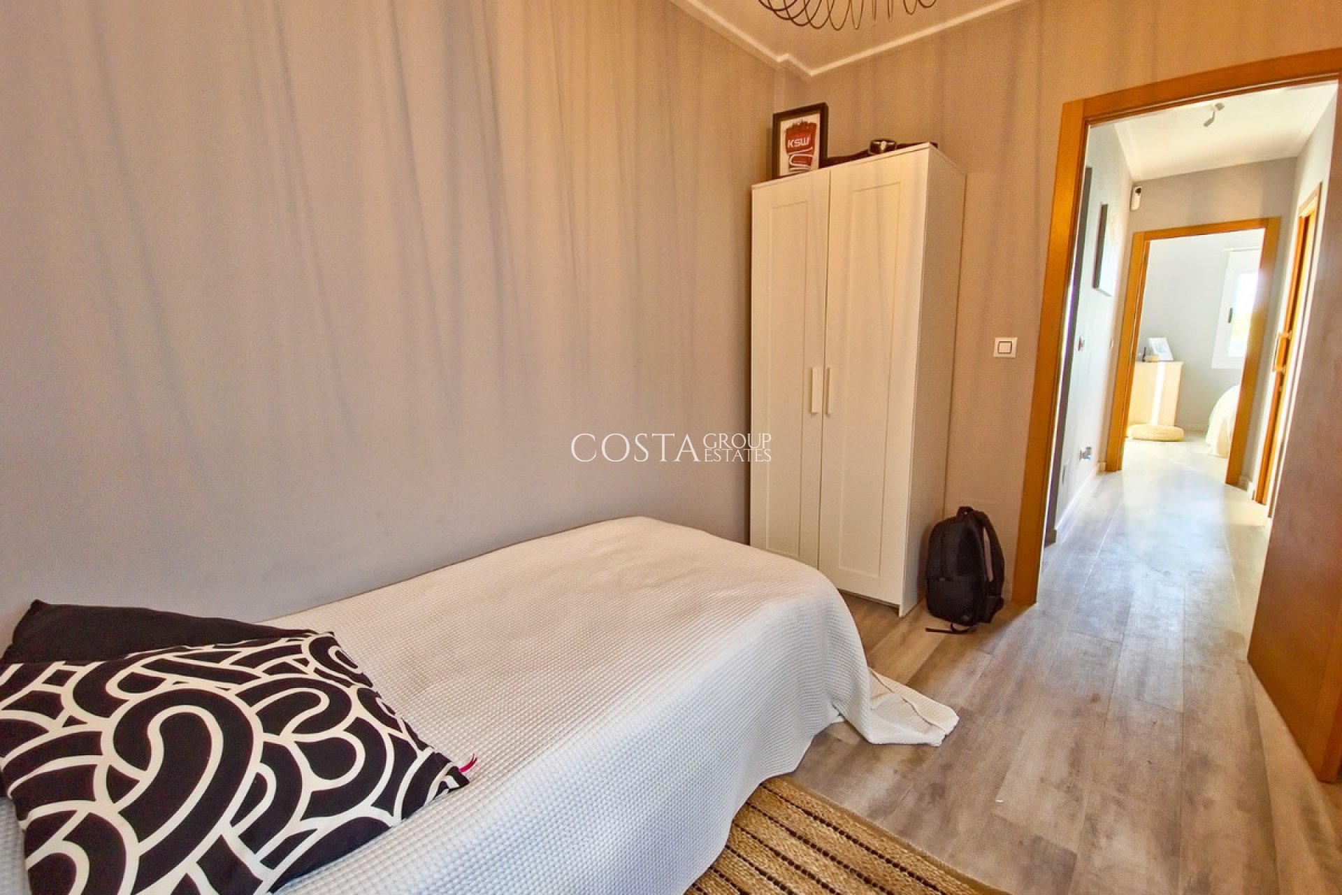 Wiederverkauf - House -
Torrevieja - Torrevieja Centro