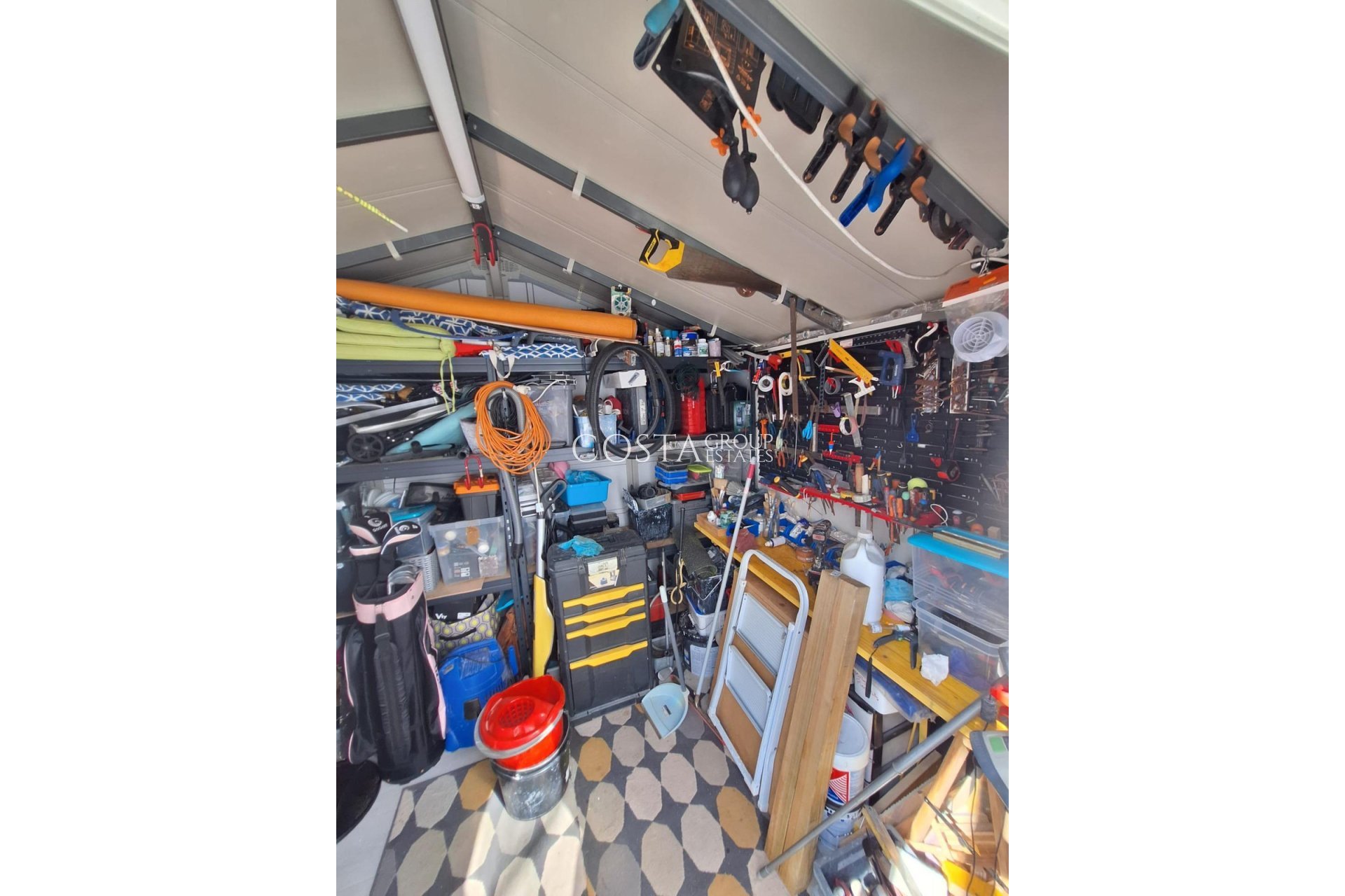 Wiederverkauf - House -
Torrevieja