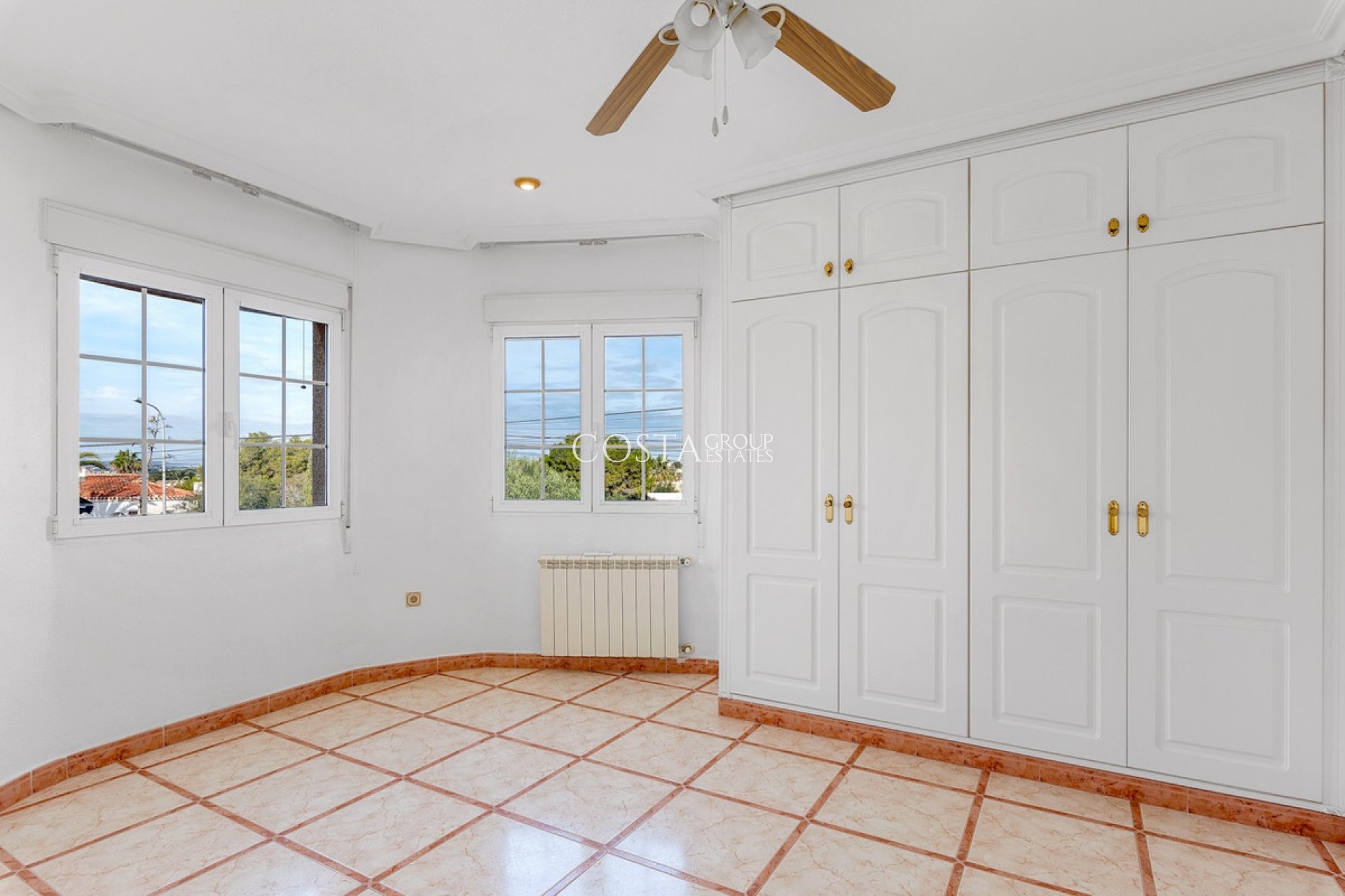 Wiederverkauf - House -
Torrevieja