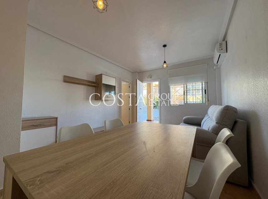 Wiederverkauf - House -
Torrevieja