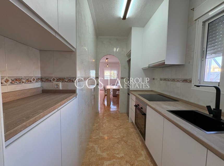 Wiederverkauf - House -
Torrevieja