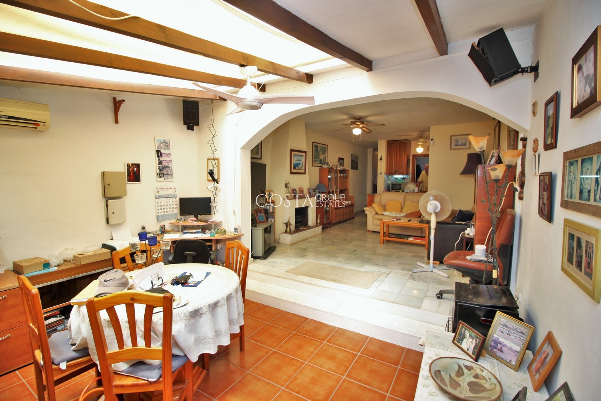 Wiederverkauf - House -
Villamartín