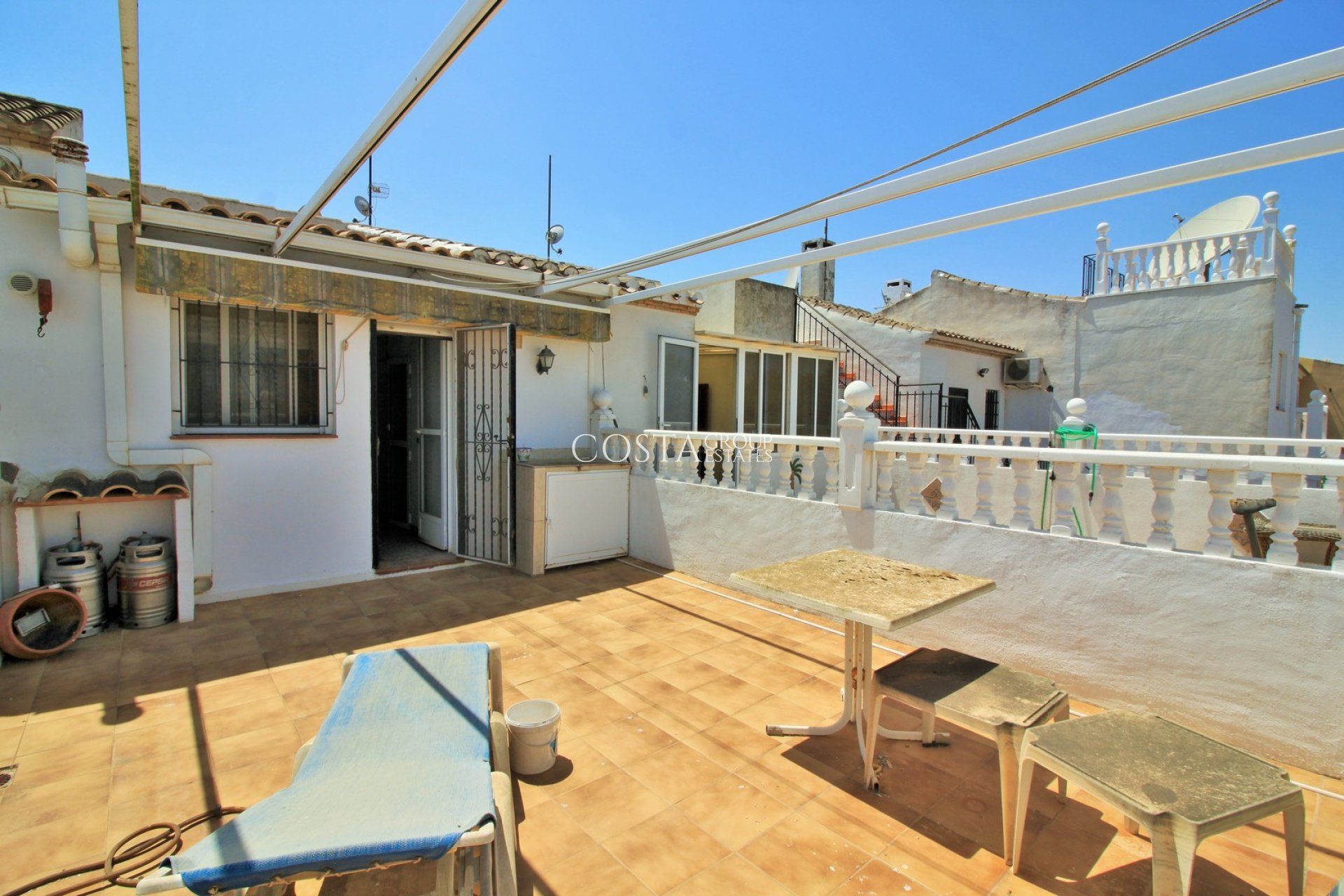 Wiederverkauf - House -
Villamartín