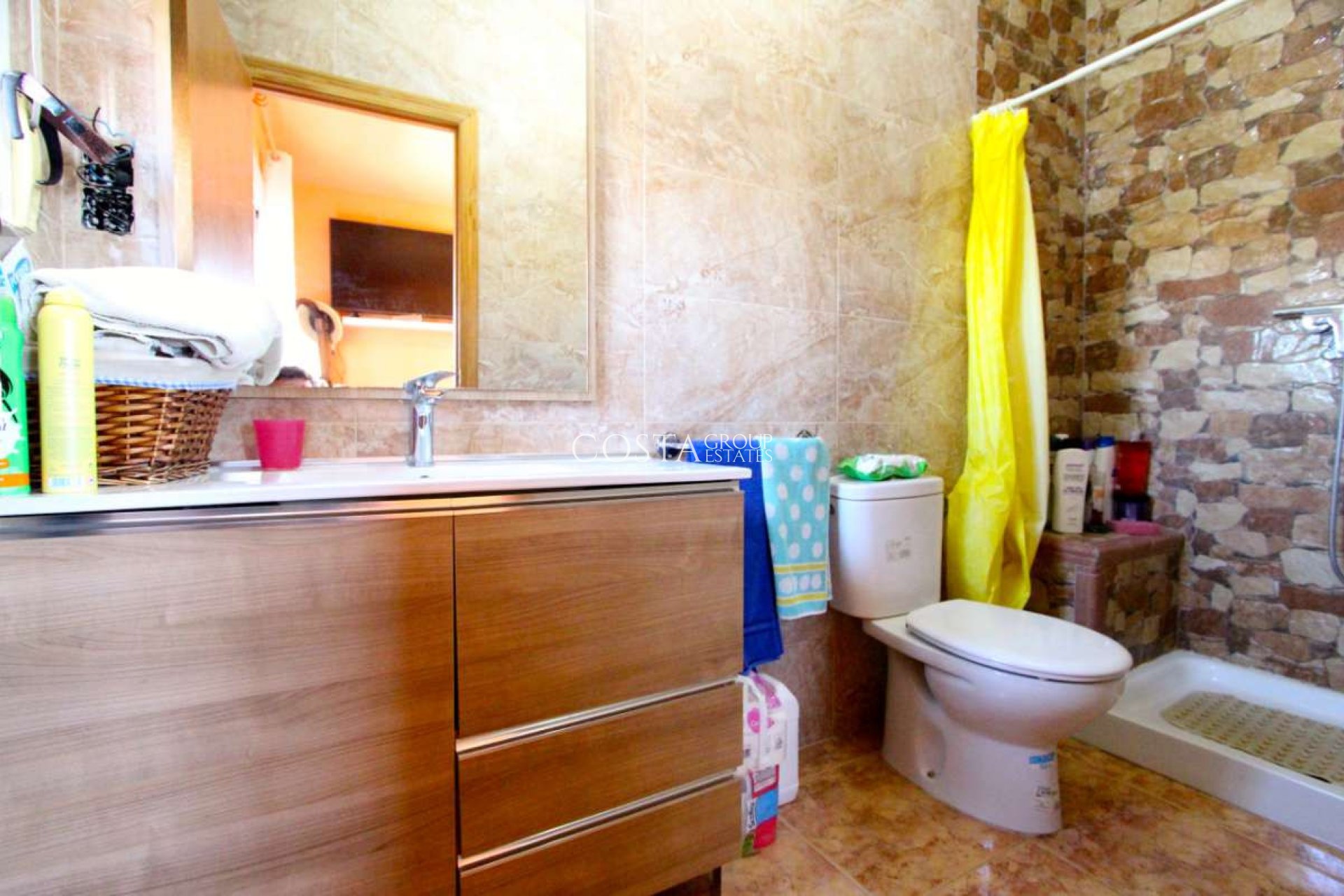 Wiederverkauf - Villa -
Albudeite