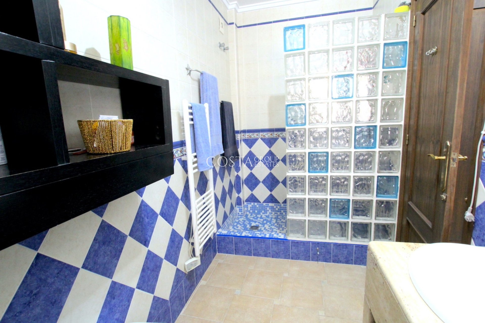 Wiederverkauf - Villa -
Algorfa - Algorfa Centro