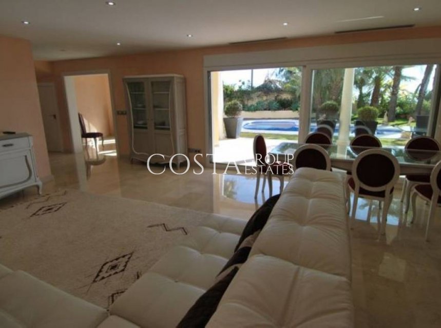 Wiederverkauf - Villa -
Alicante - Alicante Centro