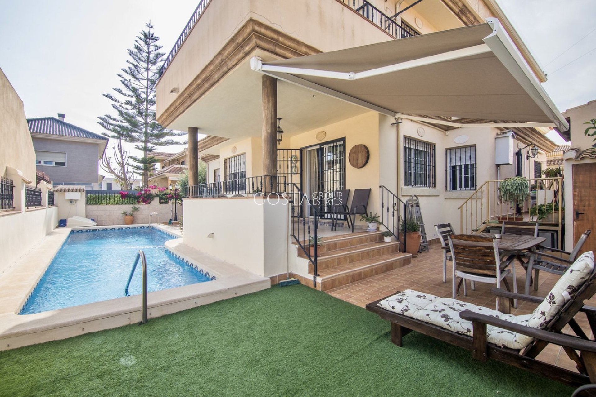 Wiederverkauf - Villa -
Almoradí - Almoradi Centro