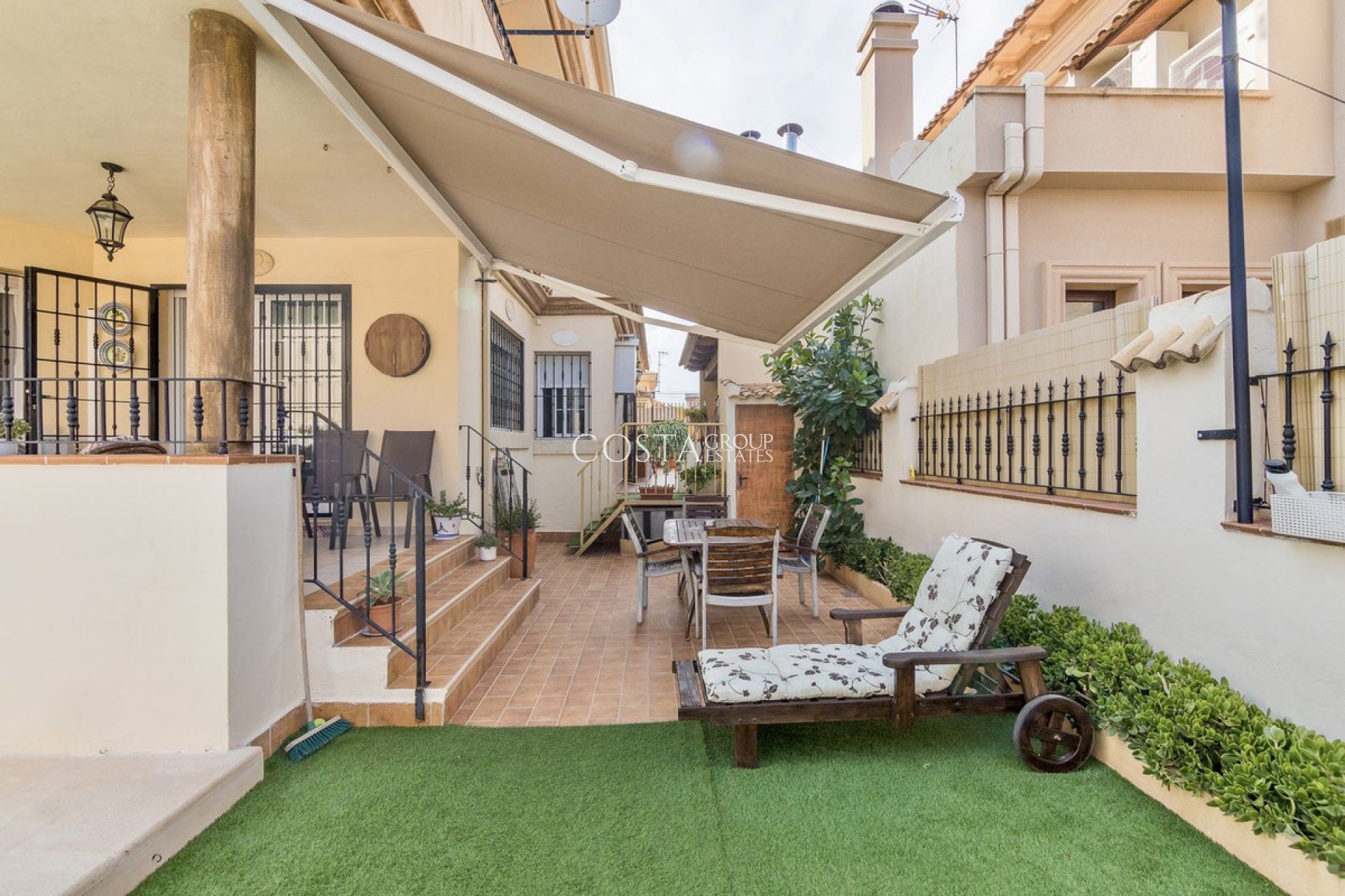 Wiederverkauf - Villa -
Almoradí - Almoradi Centro
