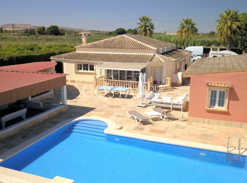 Wiederverkauf - Villa -
Almoradí - Heredades