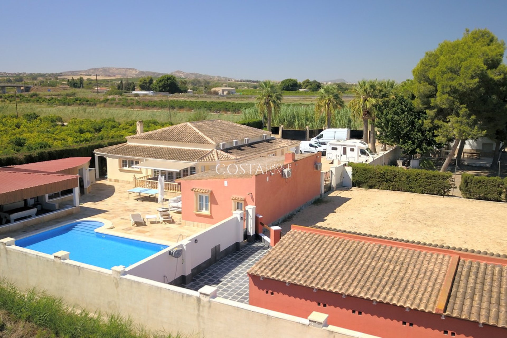 Wiederverkauf - Villa -
Almoradí - Heredades