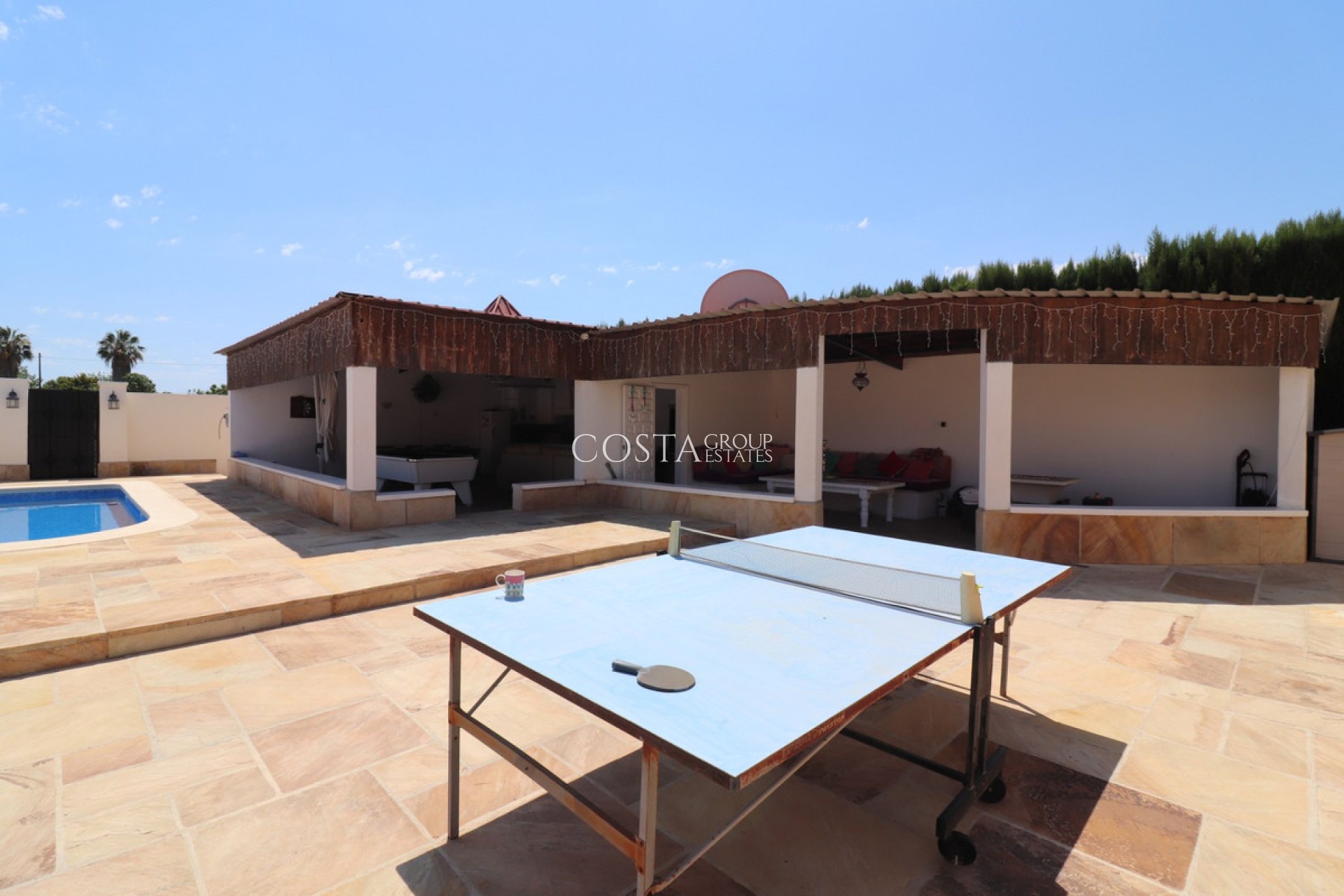 Wiederverkauf - Villa -
Almoradí - Heredades