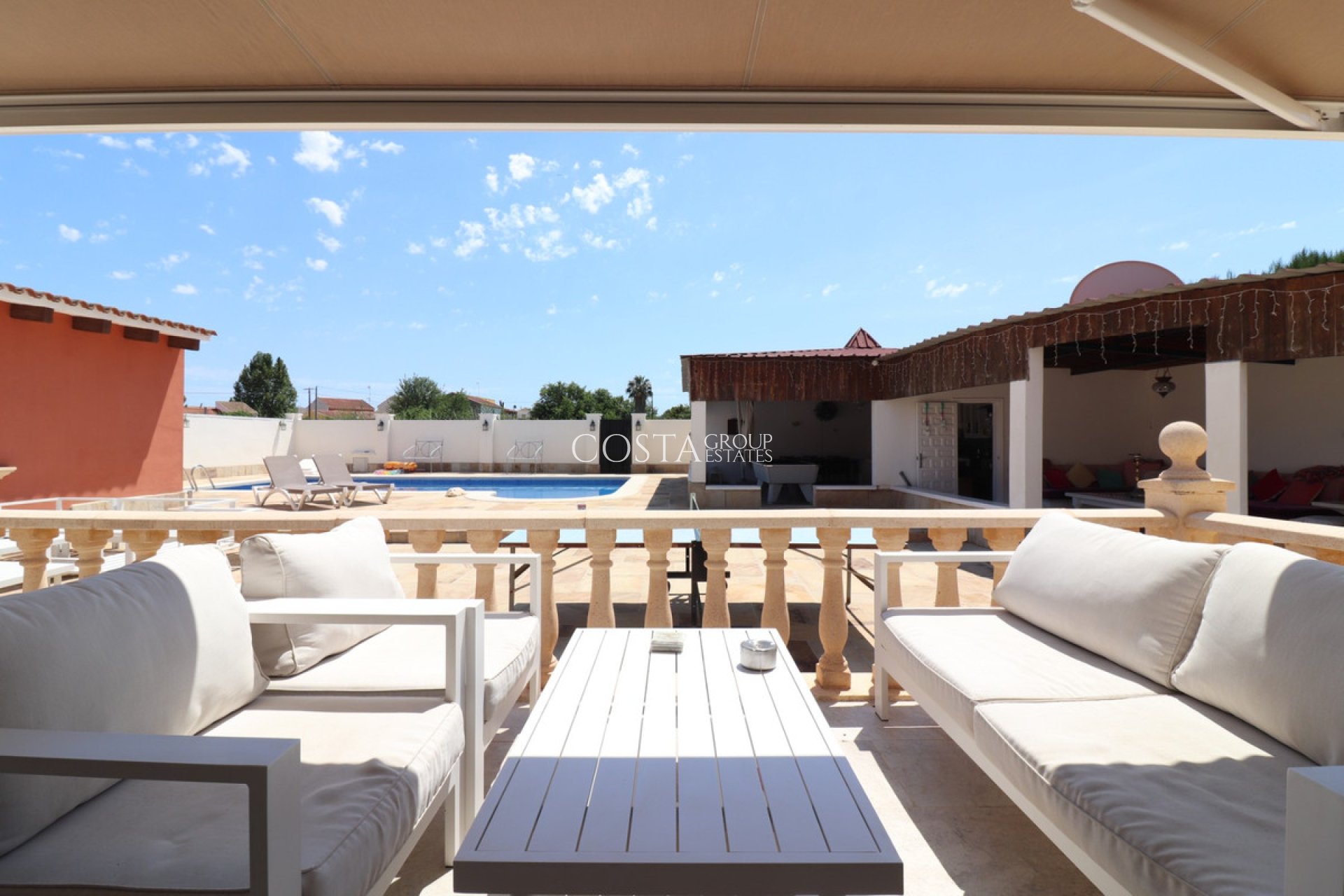Wiederverkauf - Villa -
Almoradí - Heredades